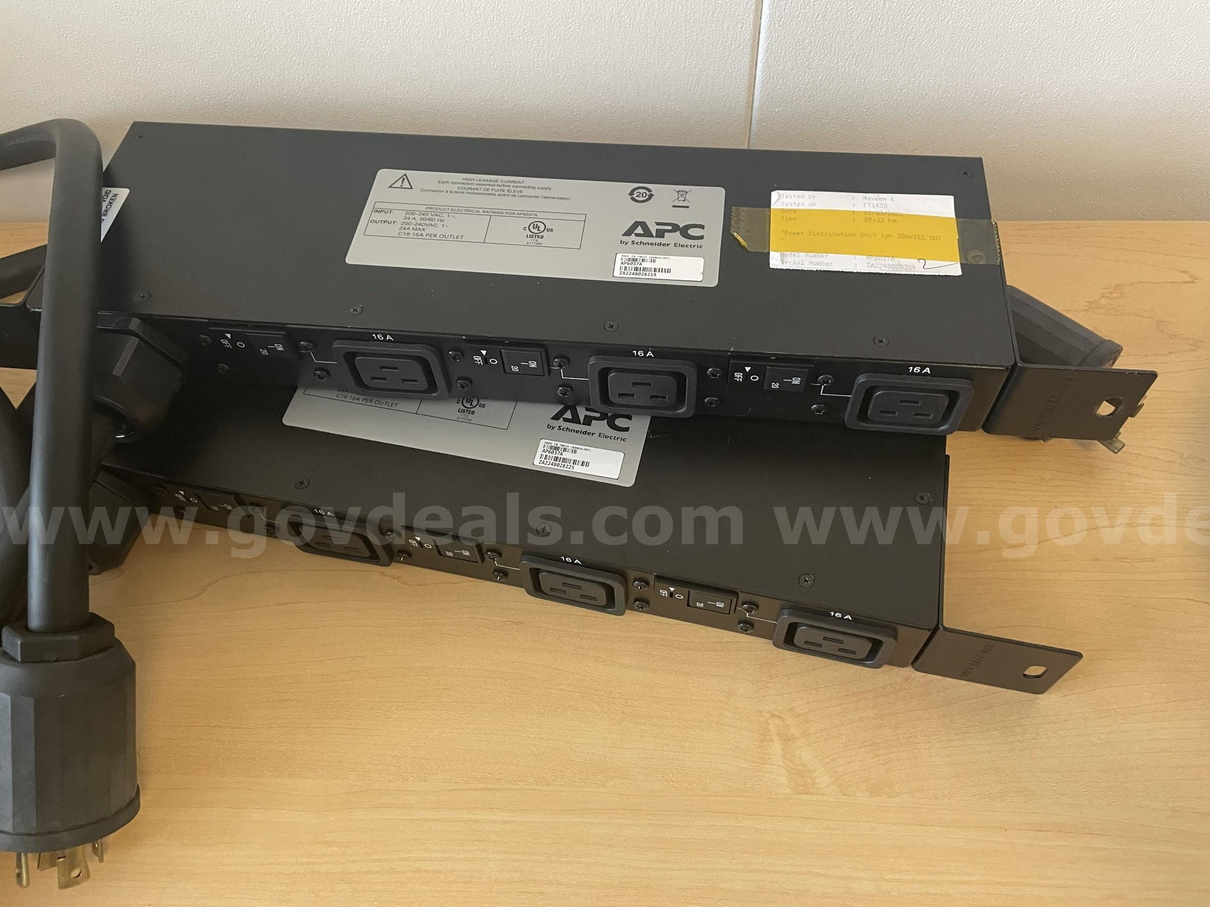 Four APC PDUs   Government Surplus Auction - Photo #4