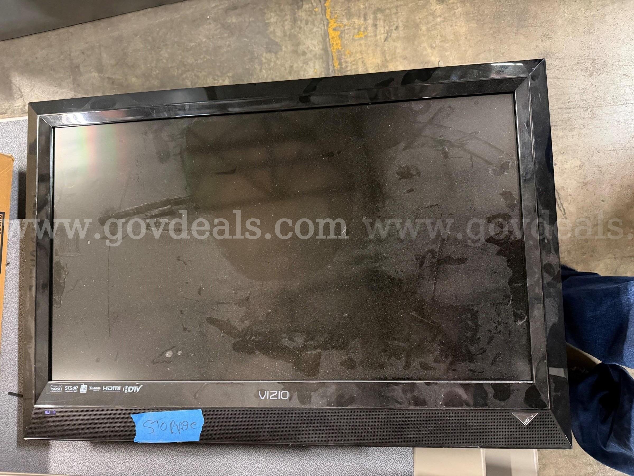 Lot of 4 Flat Screen TVs   Government Surplus Auction - Photo #2