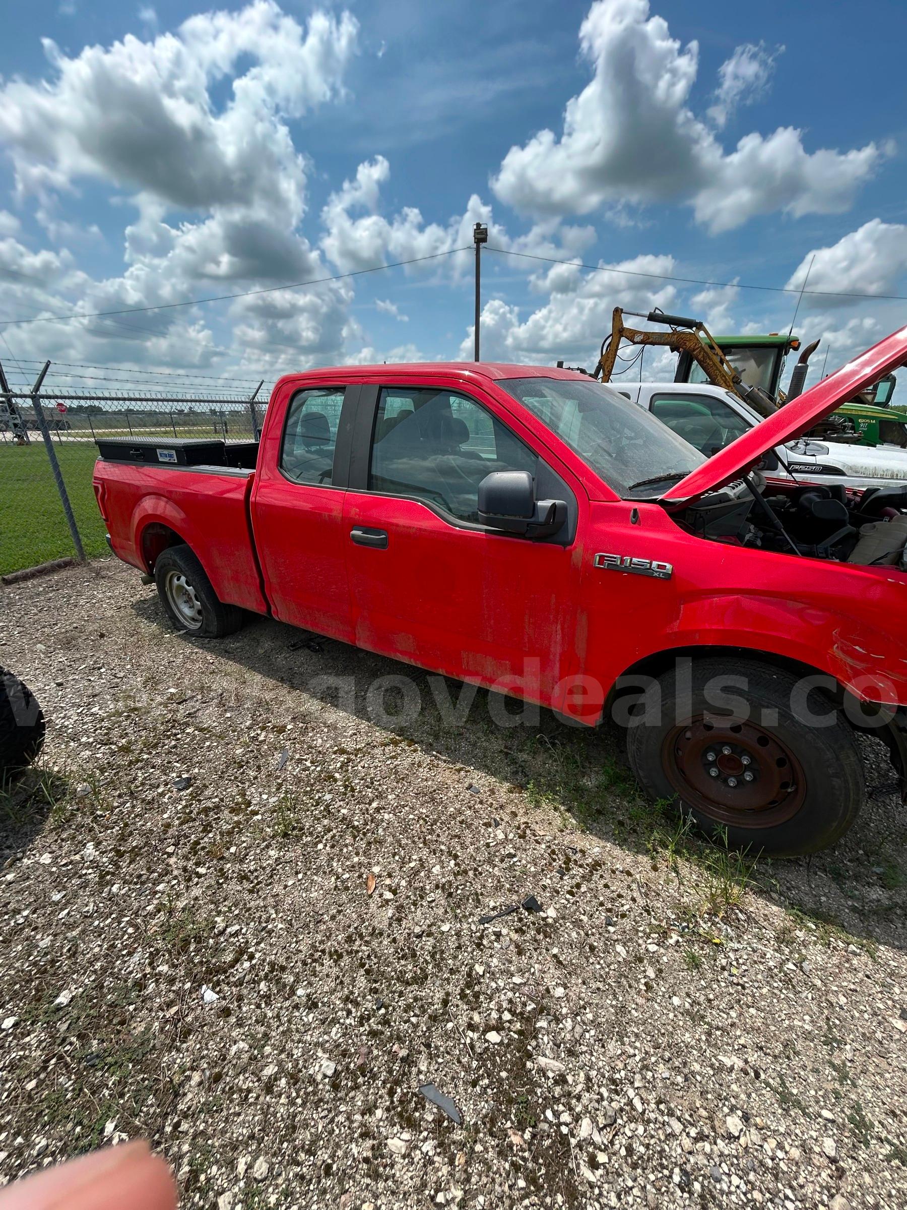 2016 Ford F-150 Pickup Truck Ford F-150 Government Surplus Auction - Photo #4