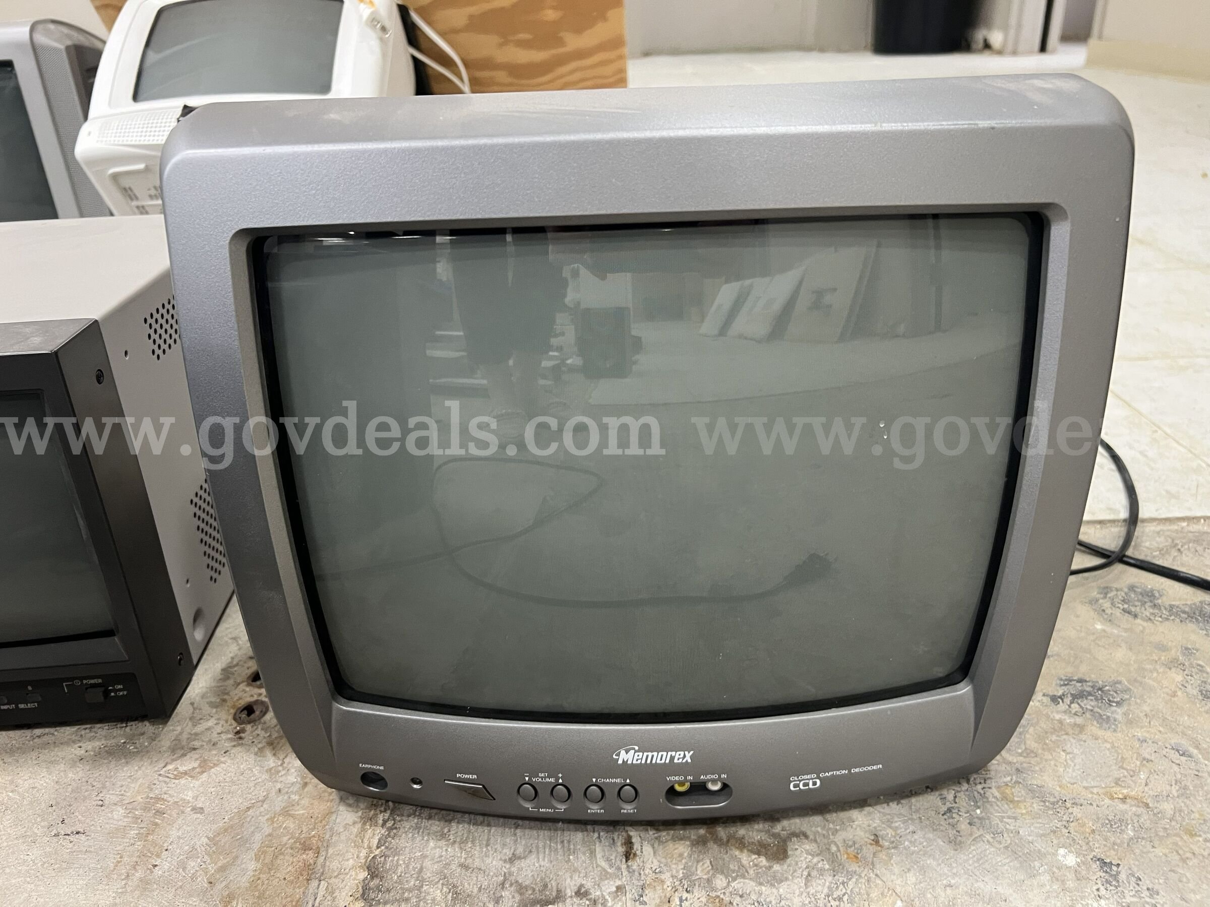 Misc. TV & Monitor Lot   Government Surplus Auction - Photo #5