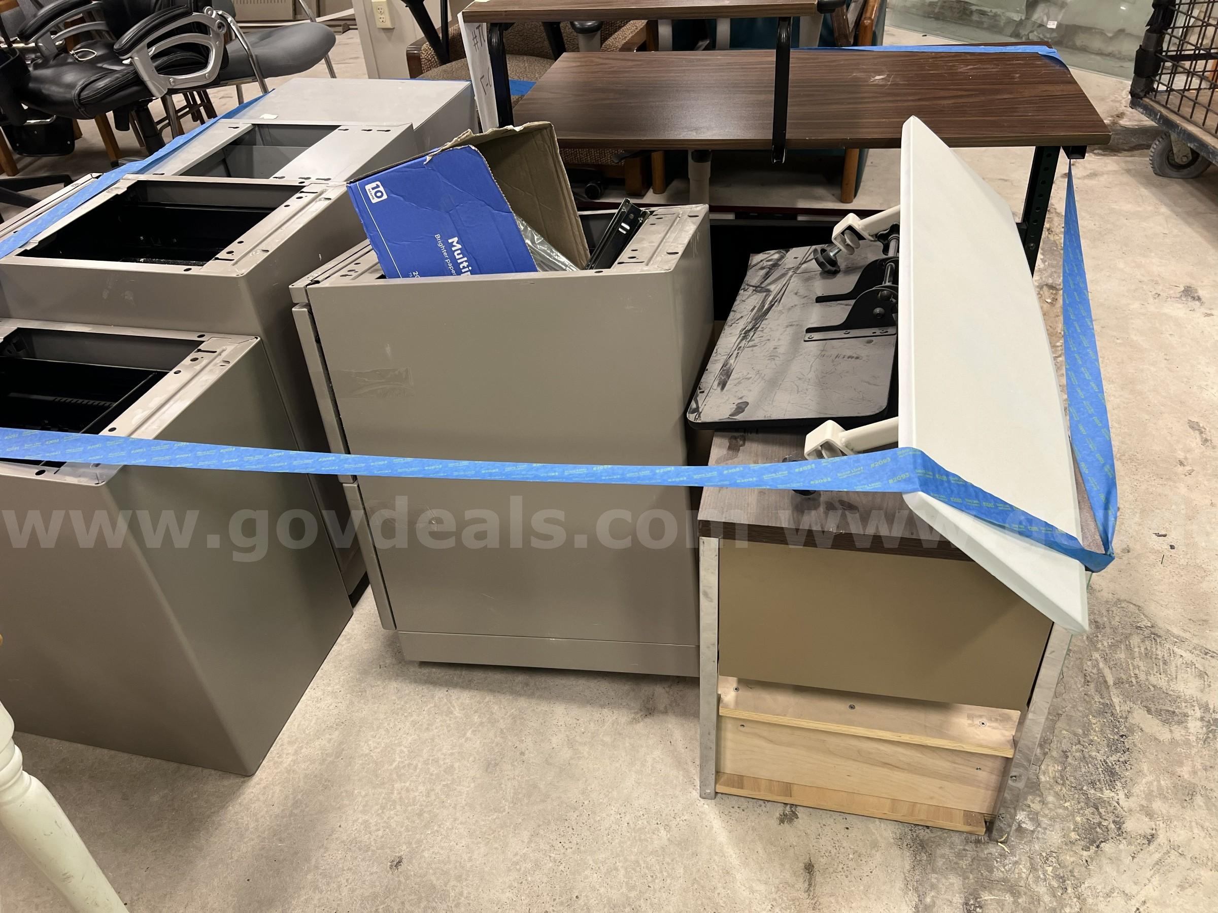Lot of Office Furniture   Government Surplus Auction - Photo #4