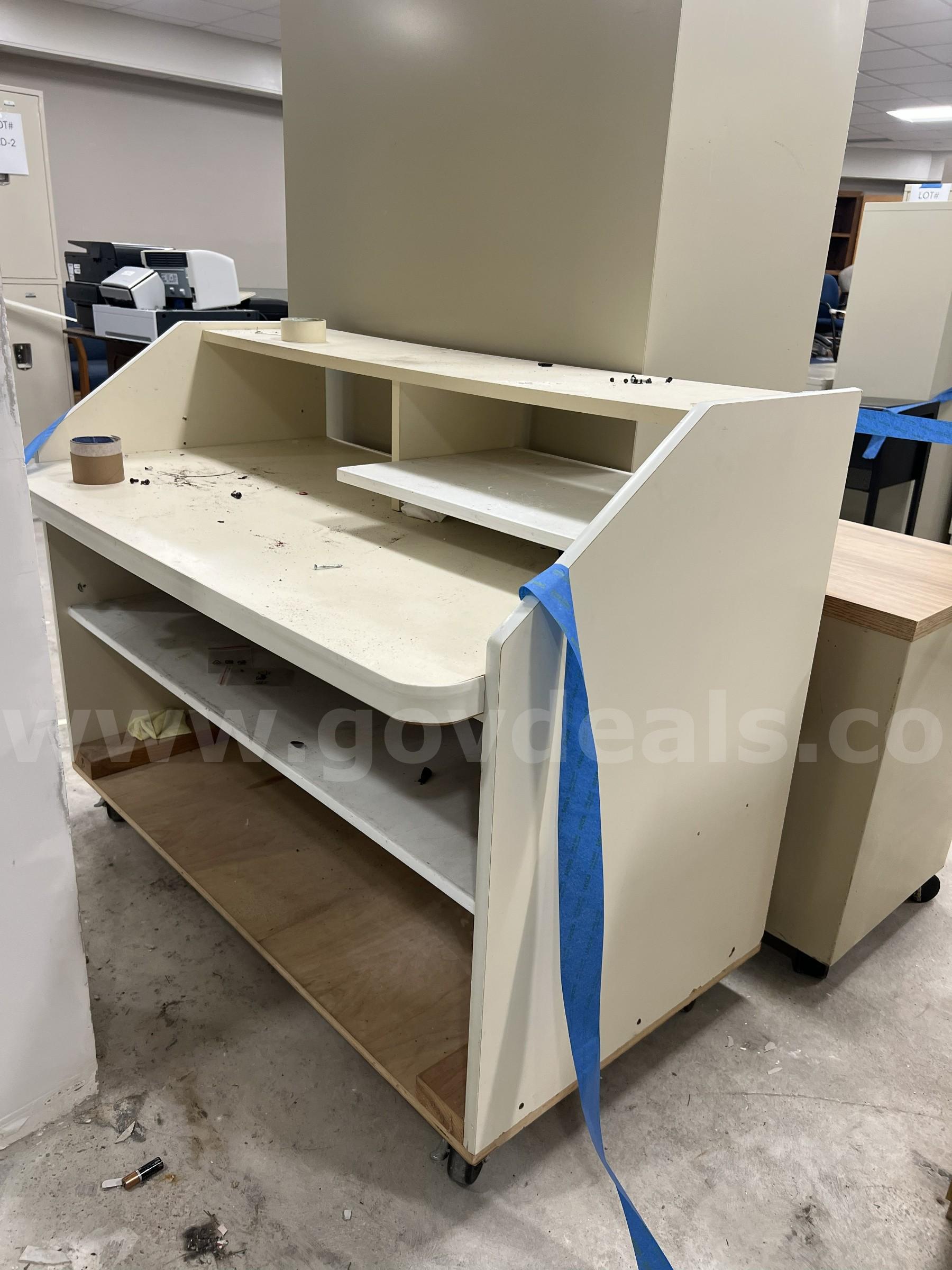 Lot of 2 Filing Cabinets, 1 Desk, 1 Regular Cabinet, 4 Office Chairs   Government Surplus Auction - Photo #3