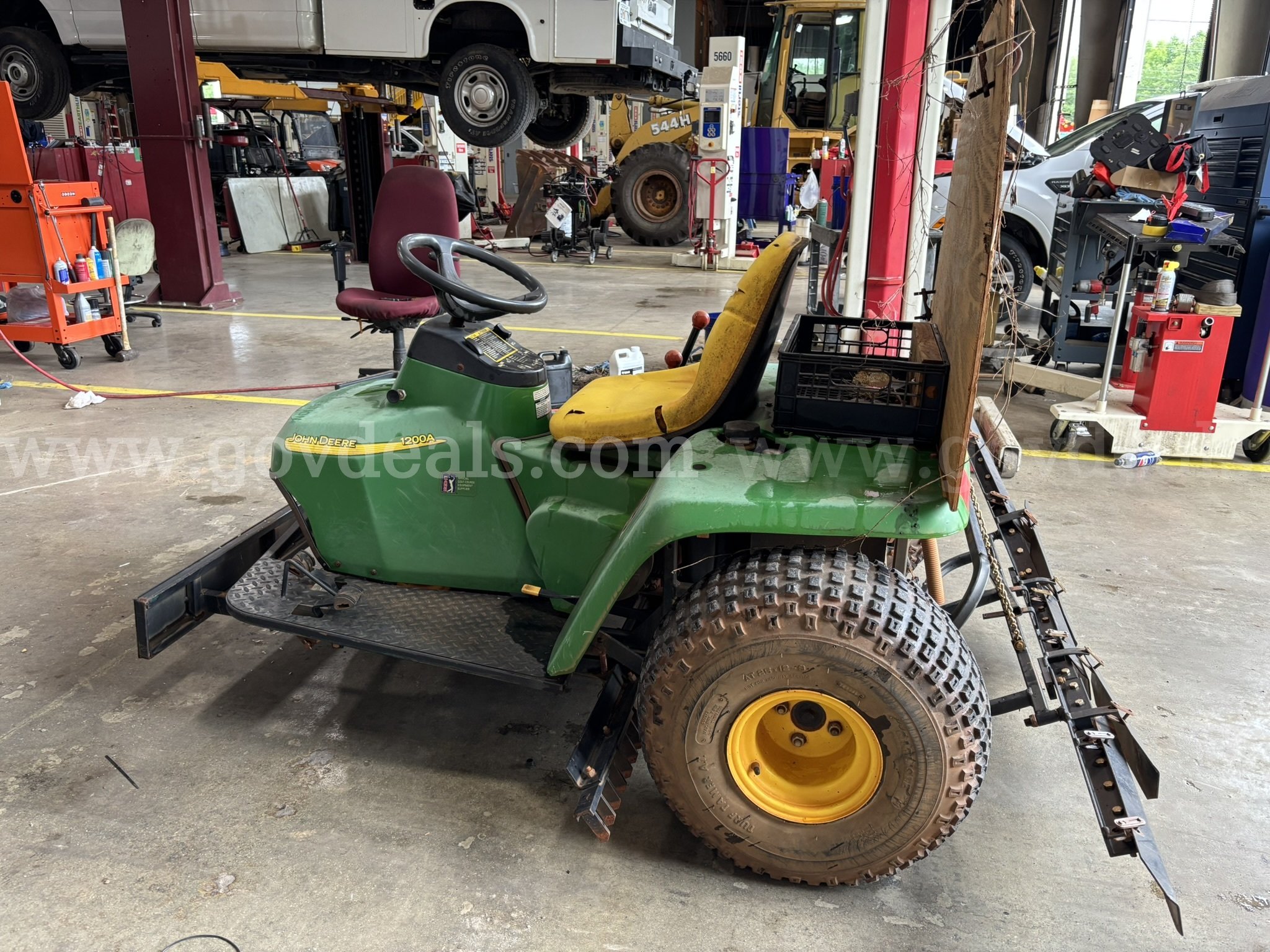 2017 John Deere Field Rake UNIT 789 John Deere 789 Government Surplus Auction - Photo #4