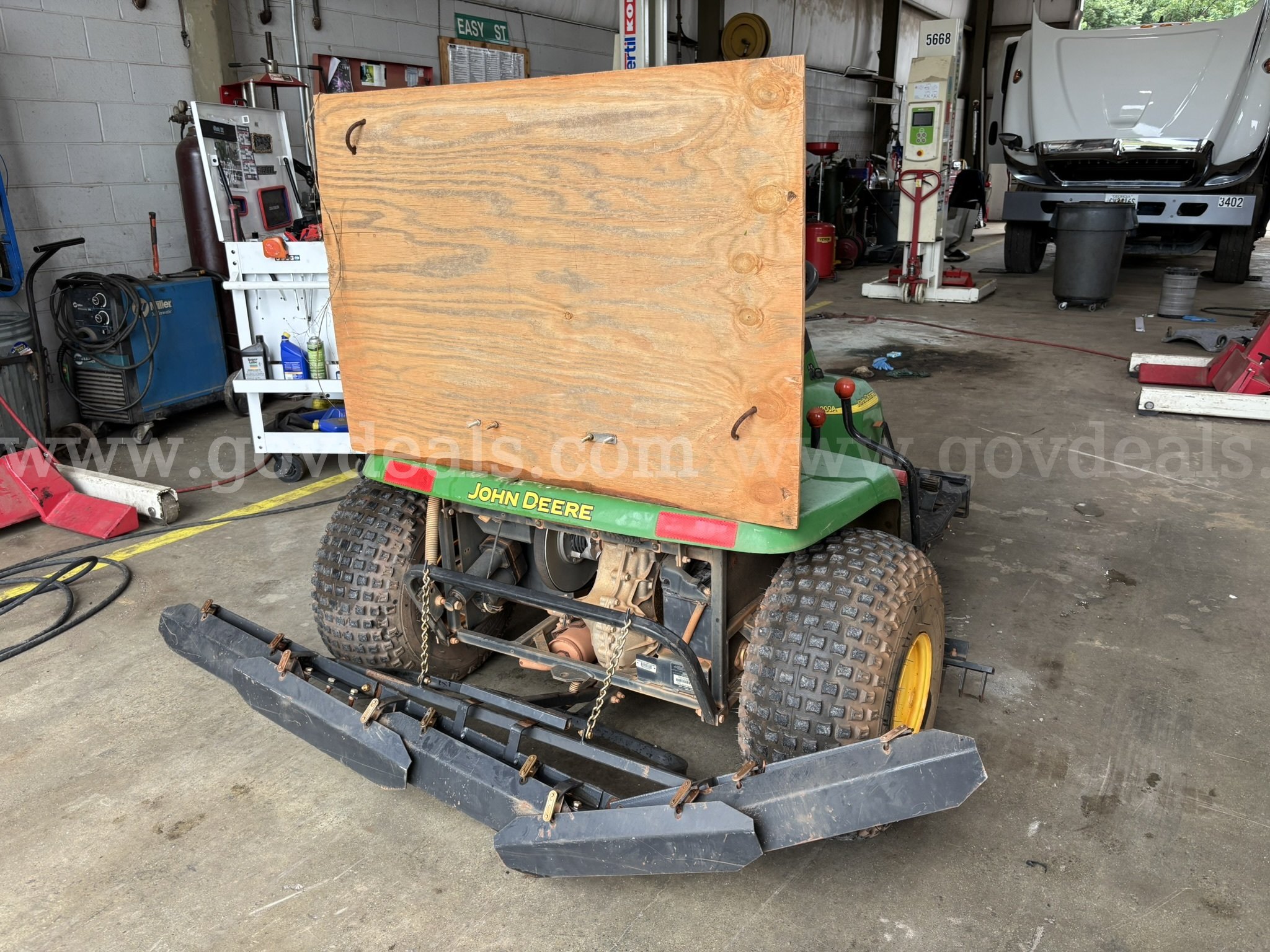 2017 John Deere Field Rake UNIT 789 John Deere 789 Government Surplus Auction - Photo #5
