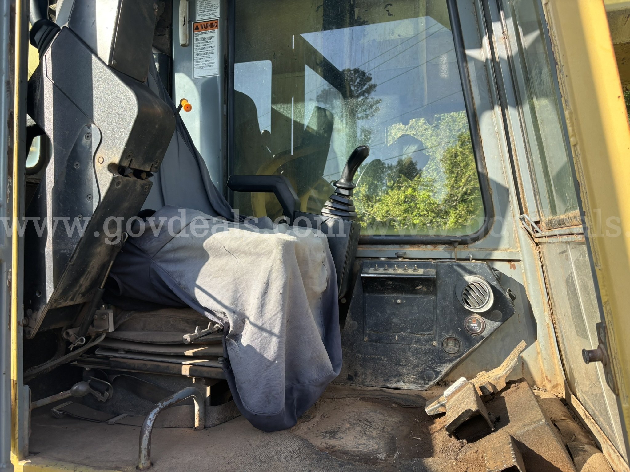 2001 Gradall XL4100 UNIT 2645  XL4100 Government Surplus Auction - Photo #6