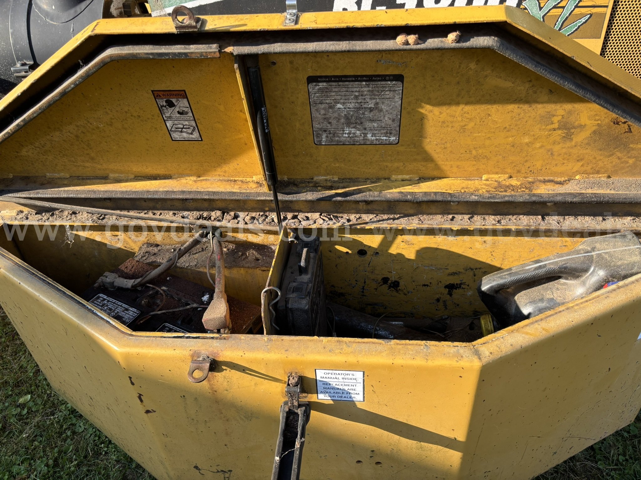 2007 Vermeer BC1800XL Wood Chipper UNIT 7340  BC1800XL Government Surplus Auction - Photo #4