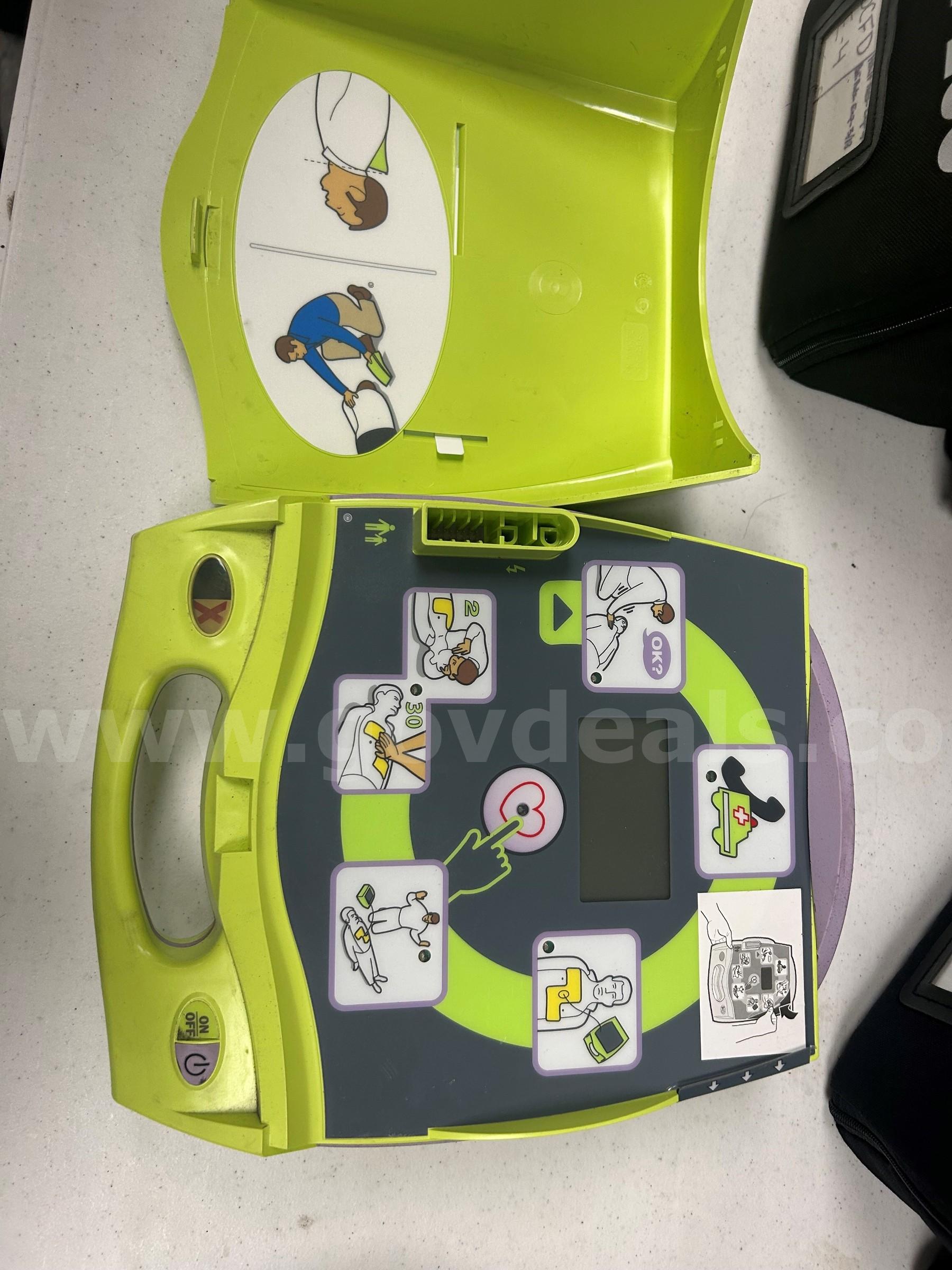 Zoll AED Defibrillator   Government Surplus Auction - Photo #2