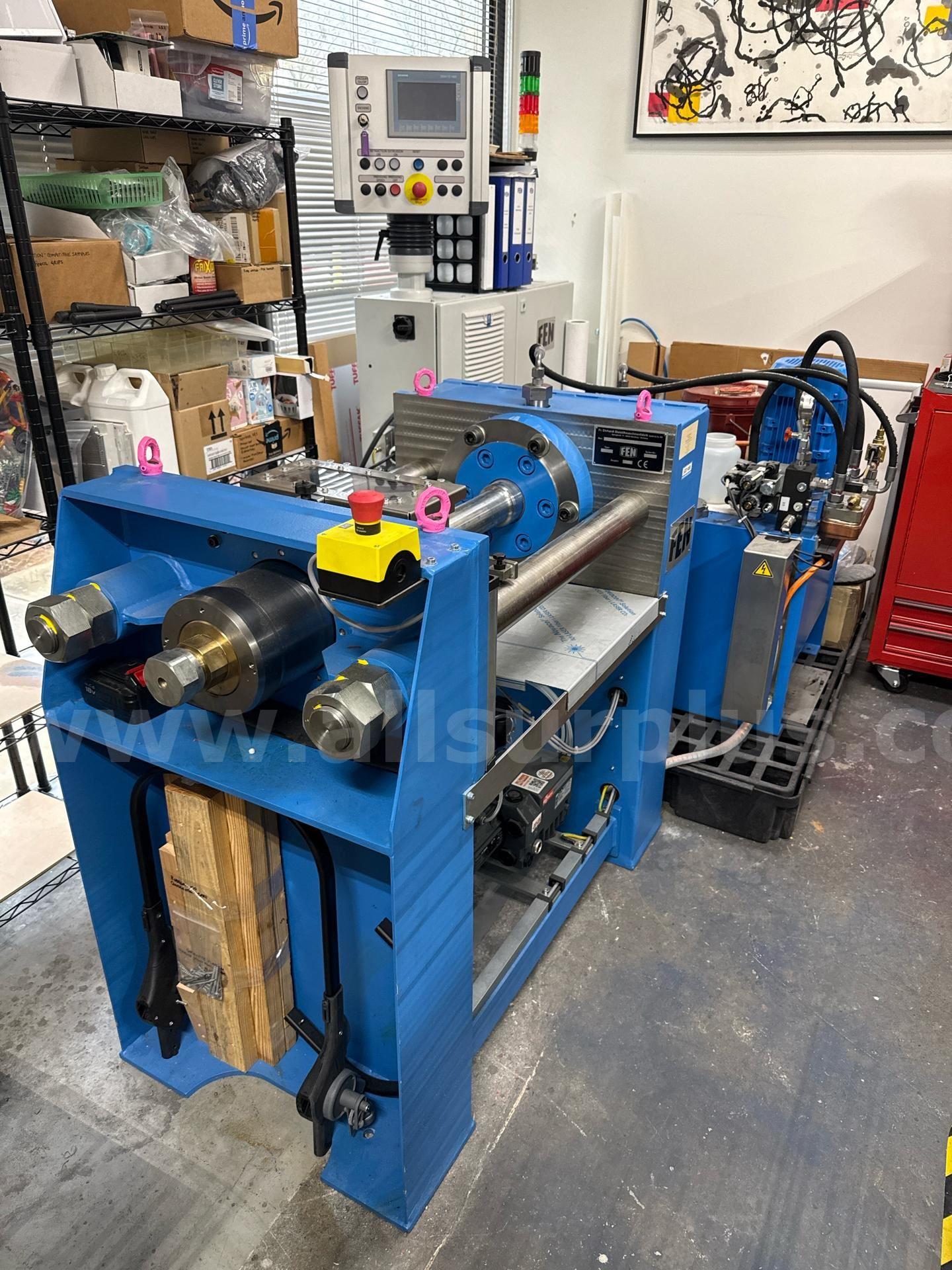 FEN 070-40 Laboratory Lead Extrusion Press (NEW) FEN 070 Government Surplus Auction - Photo #2