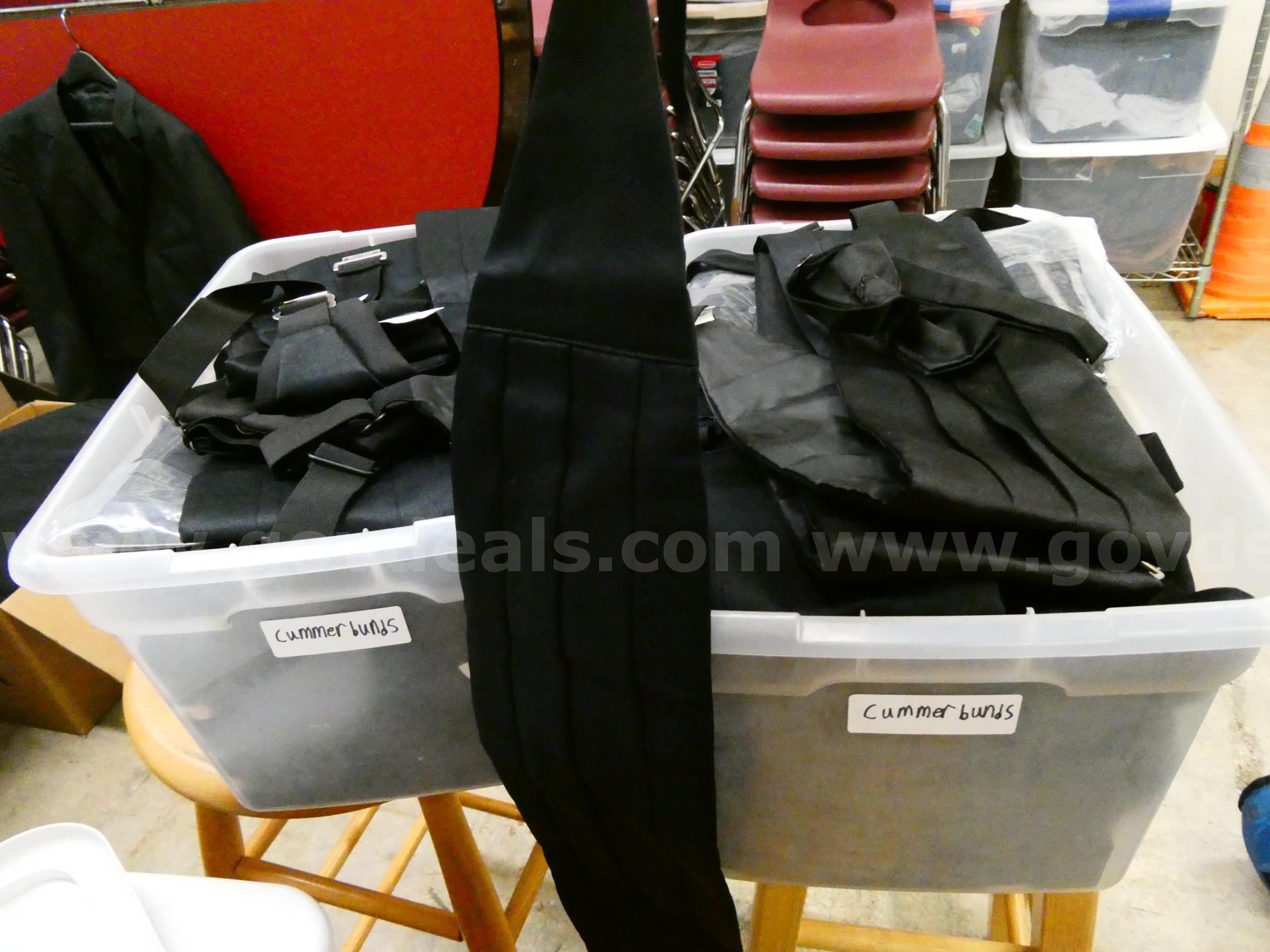 High School Band Tuxedos   Government Surplus Auction - Photo #5