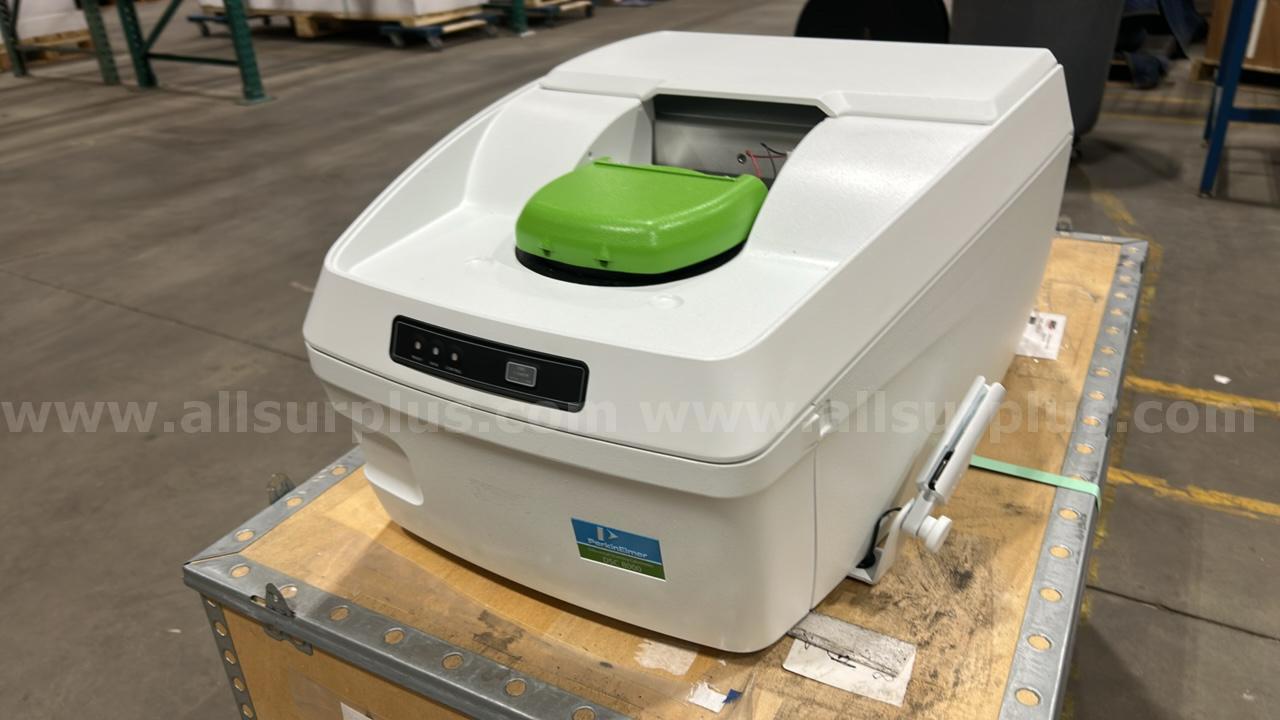 PerkinElmer Differential Scanning Calorimeter, DSC 8000 PerkinElmer 8000 Government Surplus Auction - Photo #2