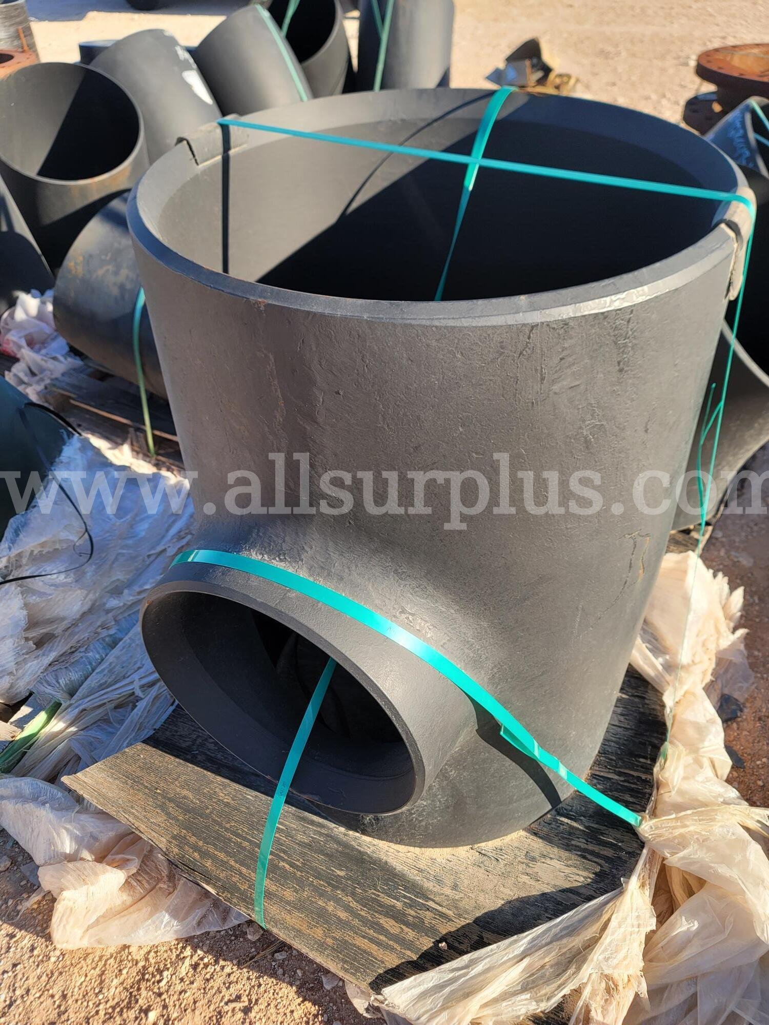 Fittings, Flanges, Elbows, Tees, Reducers, 24in thru 30in, Approx. Qty 67   Government Surplus Auction - Primary Photo
