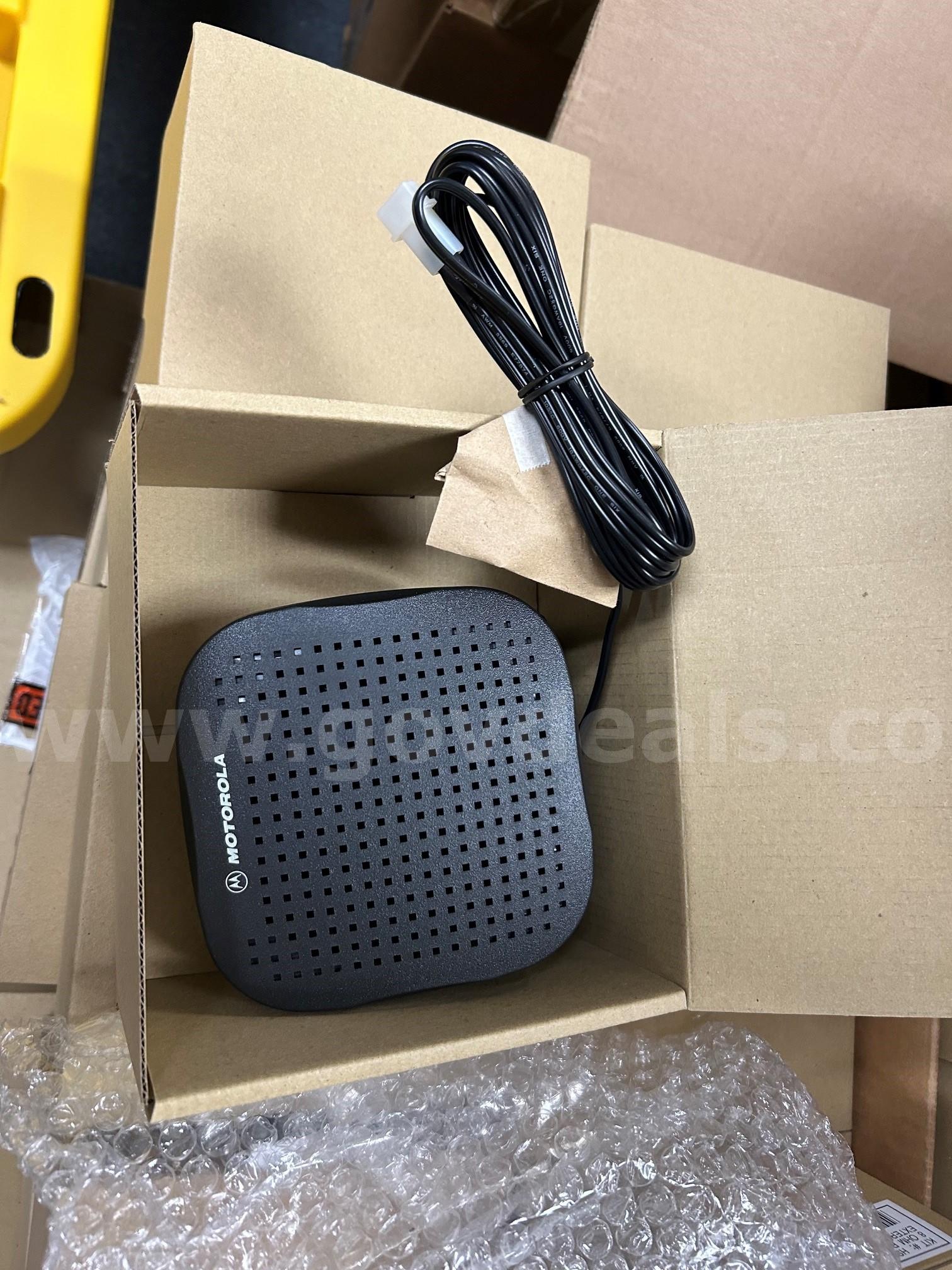 NEW Motorola Communications Equipment MOTOROLA  Government Surplus Auction - Photo #3