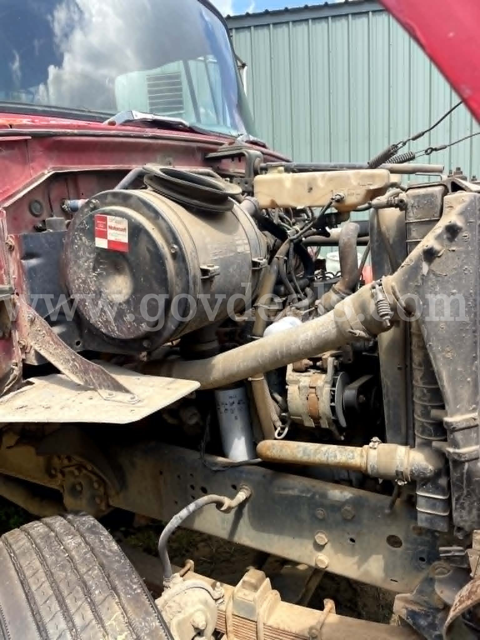 1994 Ford LN8000 Ford LN8000 Government Surplus Auction - Photo #5