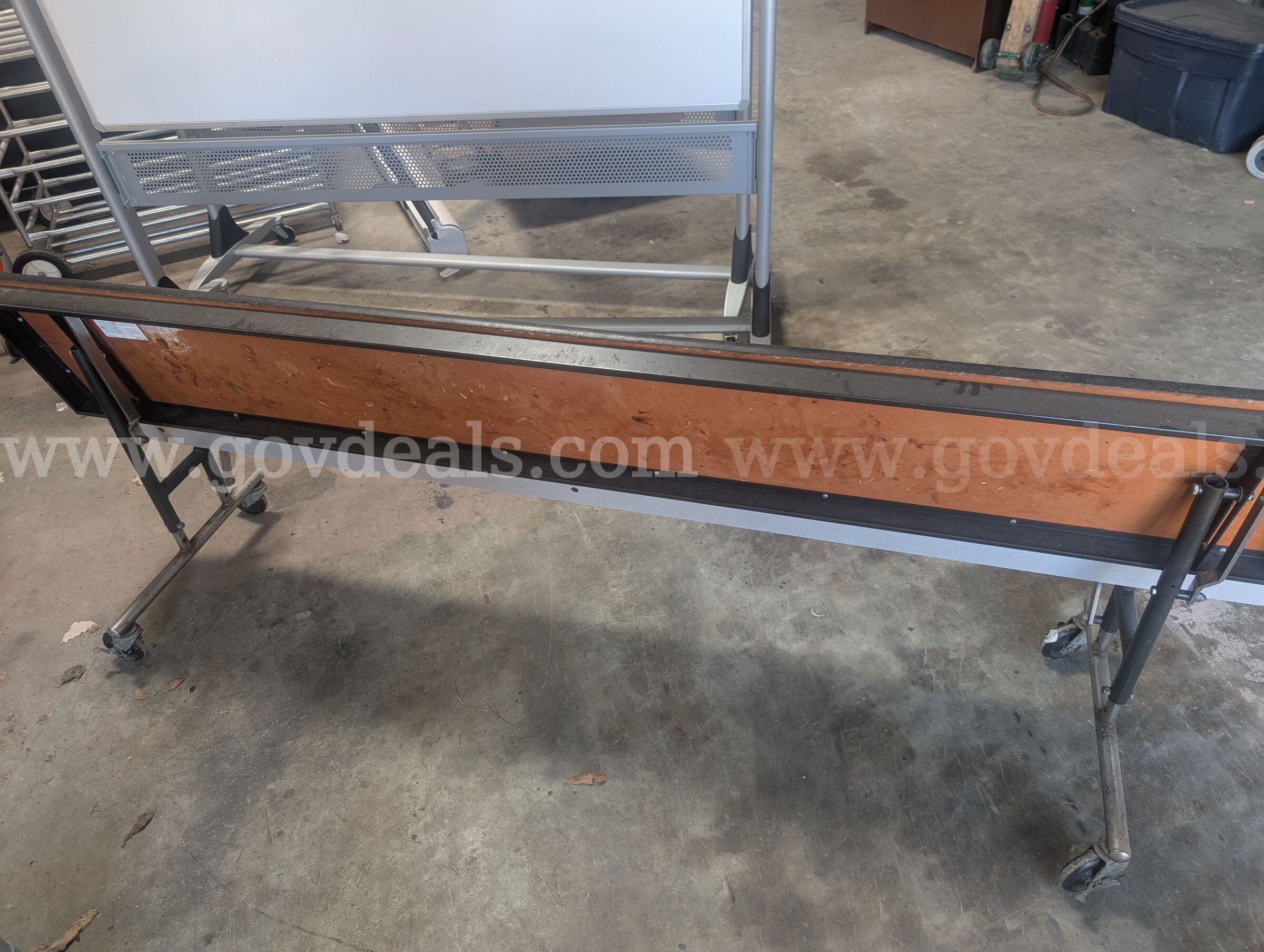 Four-Virco School Lunch Room Tables VIRO Unknown Government Surplus Auction - Photo #3