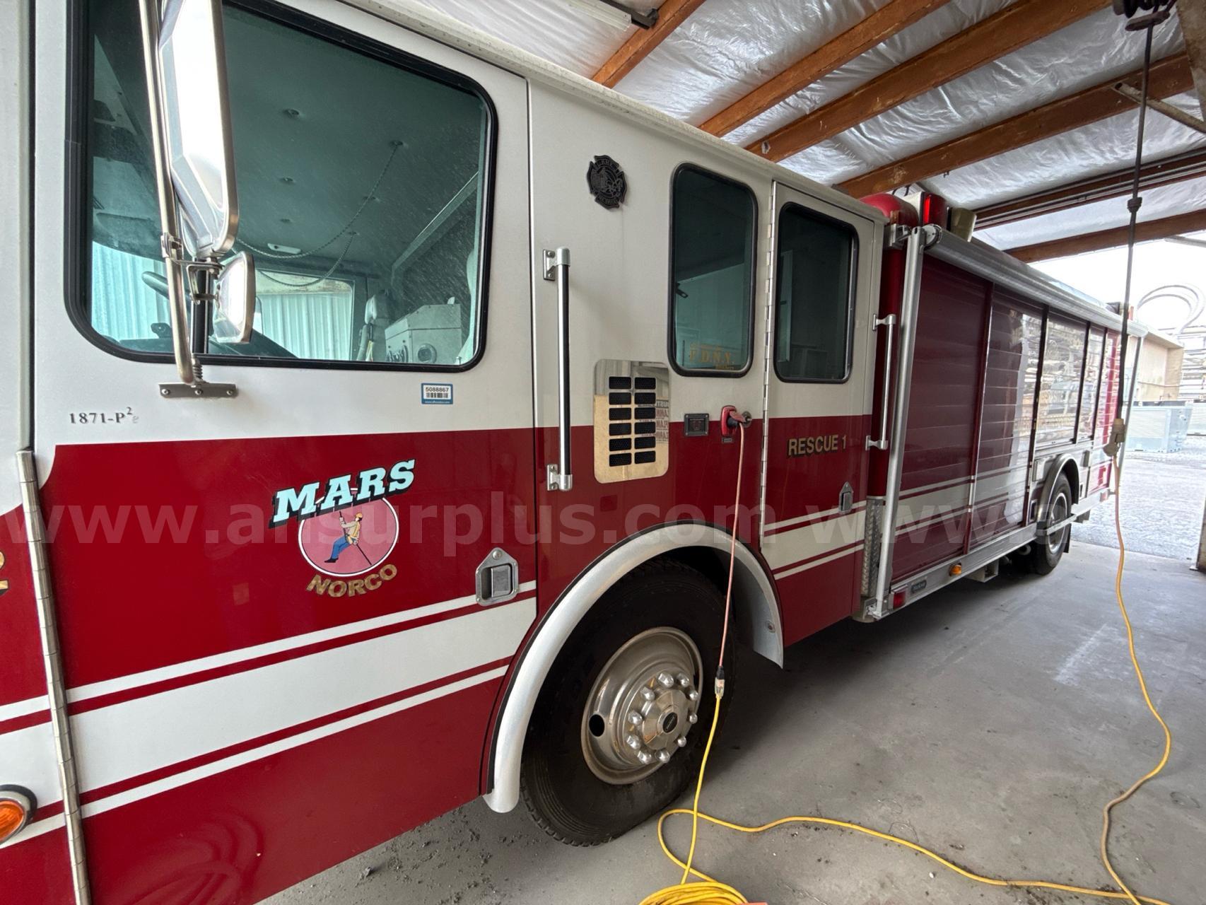 2001 HME Inc Fire Truck