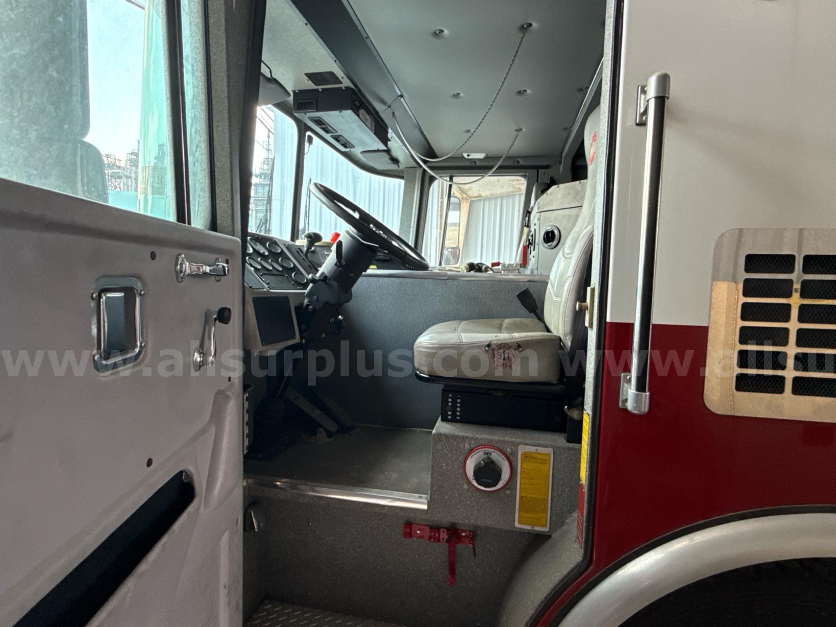 2001 HME Inc Fire Truck HME Inc  Government Surplus Auction - Photo #2