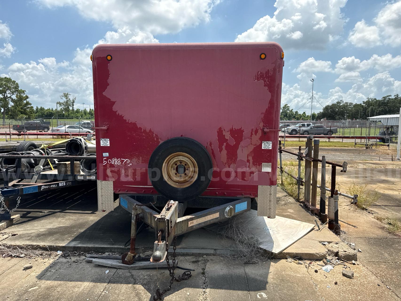 Emergency Fire Trailer, Custom Enclosed Trailer, Hackney & Sons, 2000, Qty 1   Government Surplus Auction - Photo #2