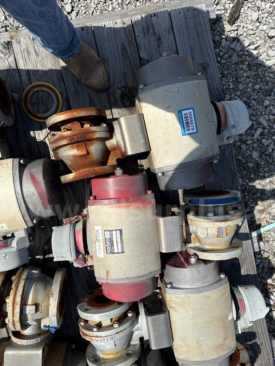 Valves, Ball, 3in, CL150, CS/SS-SS-FTE, w/ Norco 40r Pneumatic Actuator, Qty 16  CL150 Government Surplus Auction - Photo #4