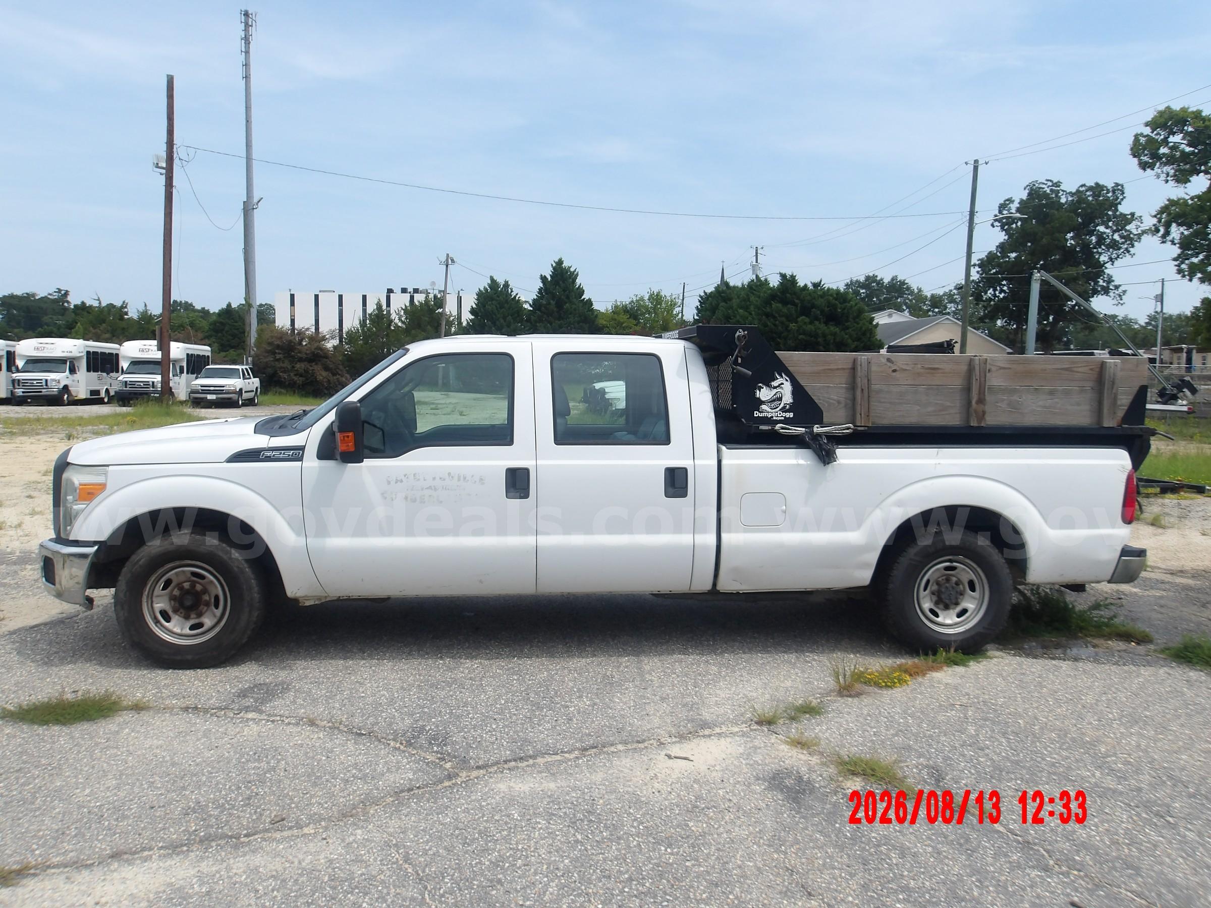 2016 Ford F-250 SD Ford F-250 Government Surplus Auction - Photo #2