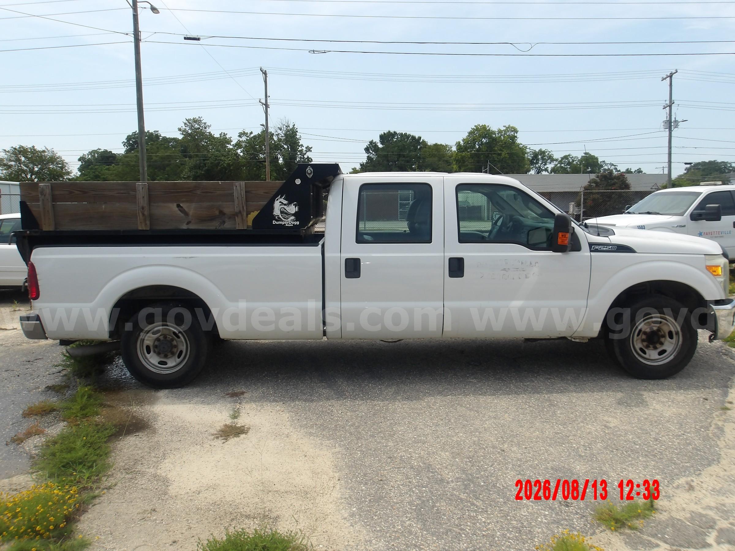 2016 Ford F-250 SD Ford F-250 Government Surplus Auction - Photo #3