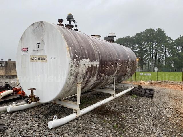 Horizontal Tank, 200BBL, 8ft x 21ft, Qty 1  200BBL Government Surplus Auction - Photo #3