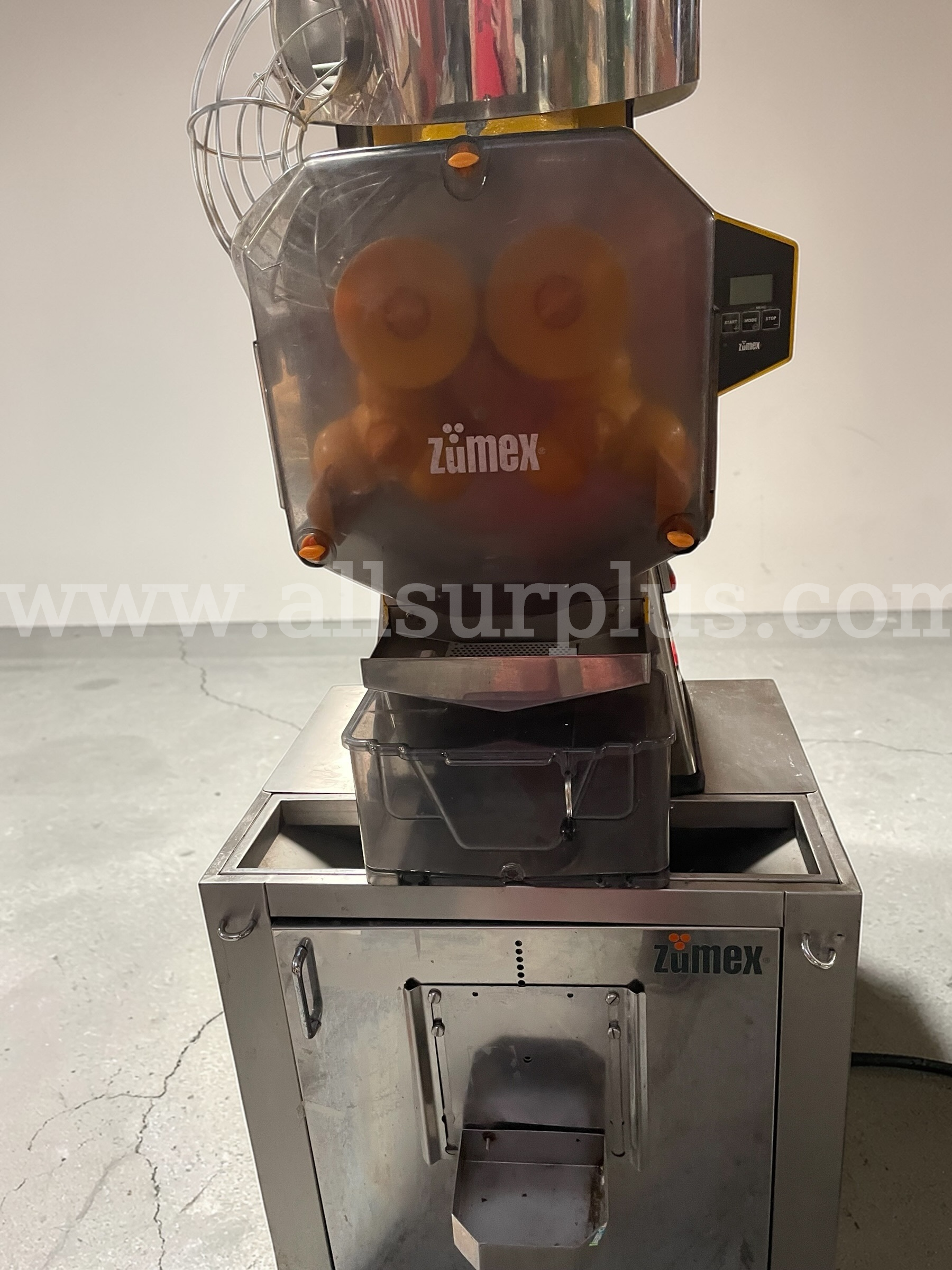ZUMEX SPEED PRO TANK PODIUM ZUMEX SPEED PRO Government Surplus Auction - Photo #2