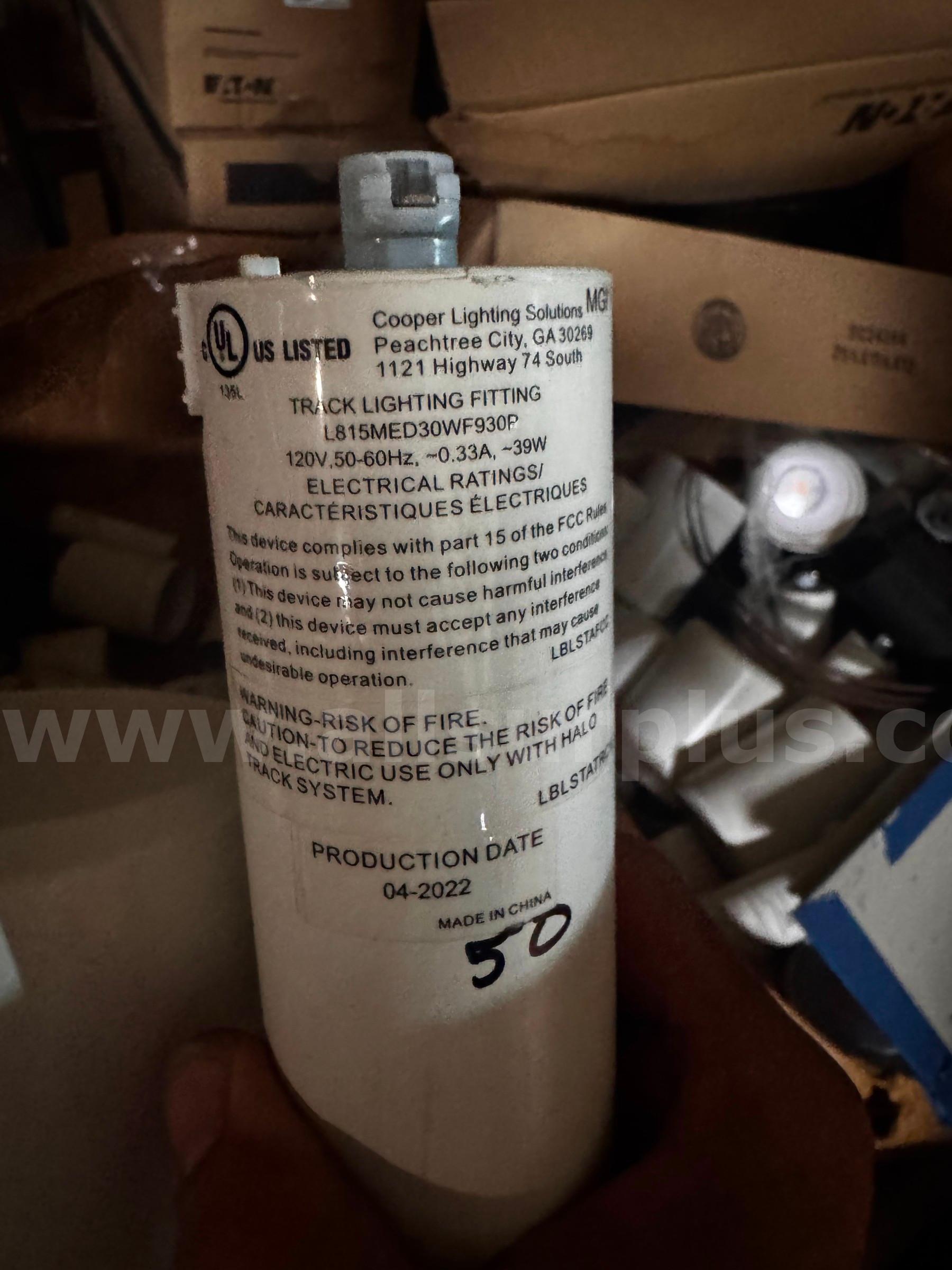 Halo 815 LED Stasis Medium Track Luminaire HALO 815 Government Surplus Auction - Photo #2