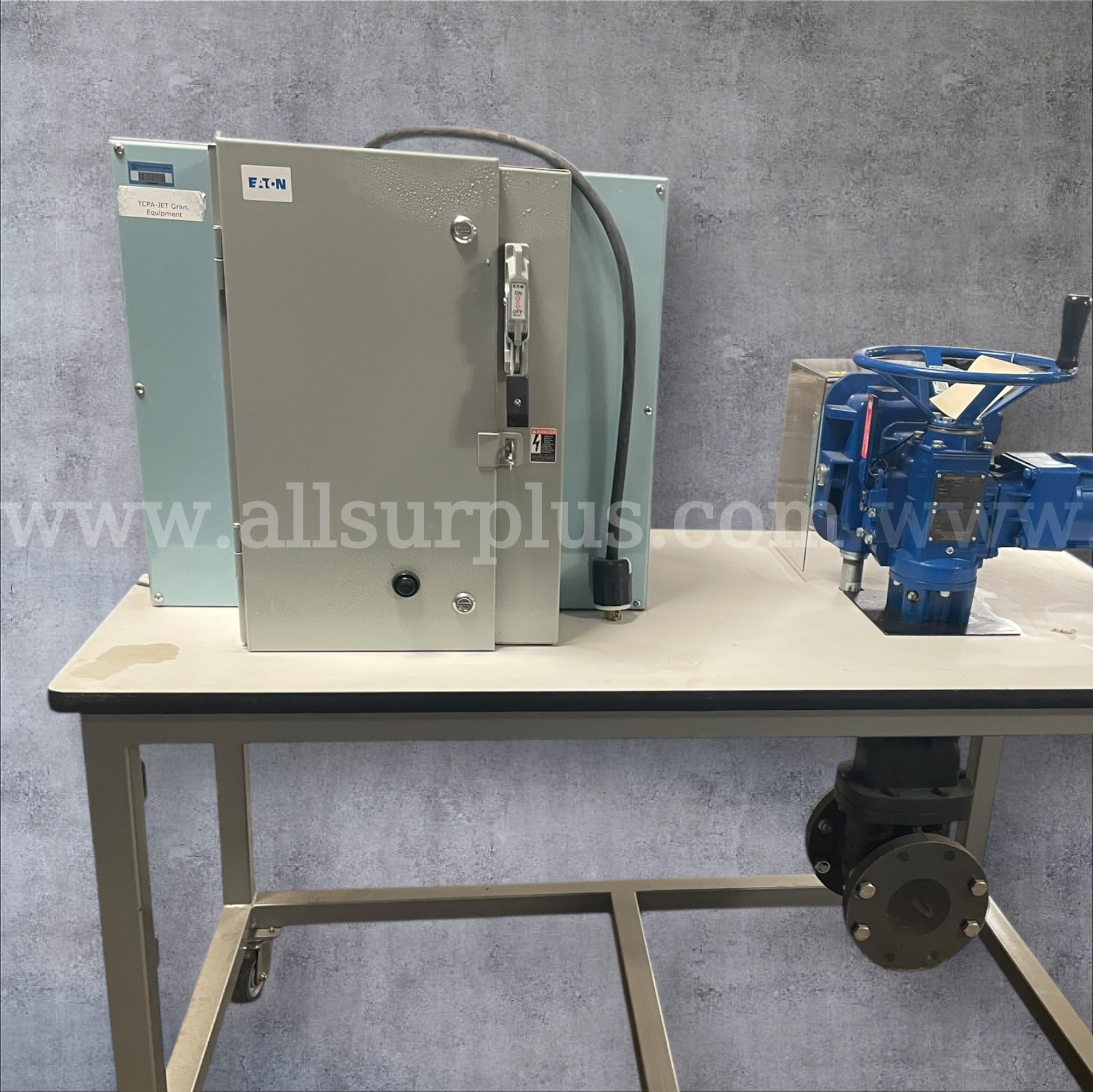 MOTORIZED VALVE OPERATOR TRAINER, 2-TRAIN H-MVOT-1A HAMPDEN H-MVOT-1A Government Surplus Auction - Photo #2