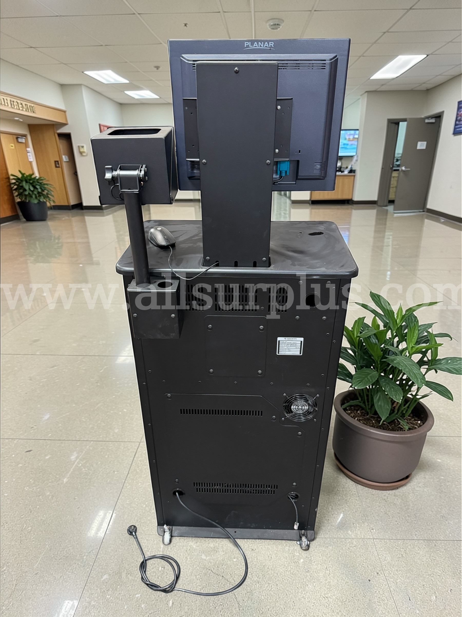 Safran MorphoTrak LiveScan kiosk / LiveScan biometric capture systems SANFRAN LIVESCAN CABINET PPI500 Government Surplus Auction - Photo #5