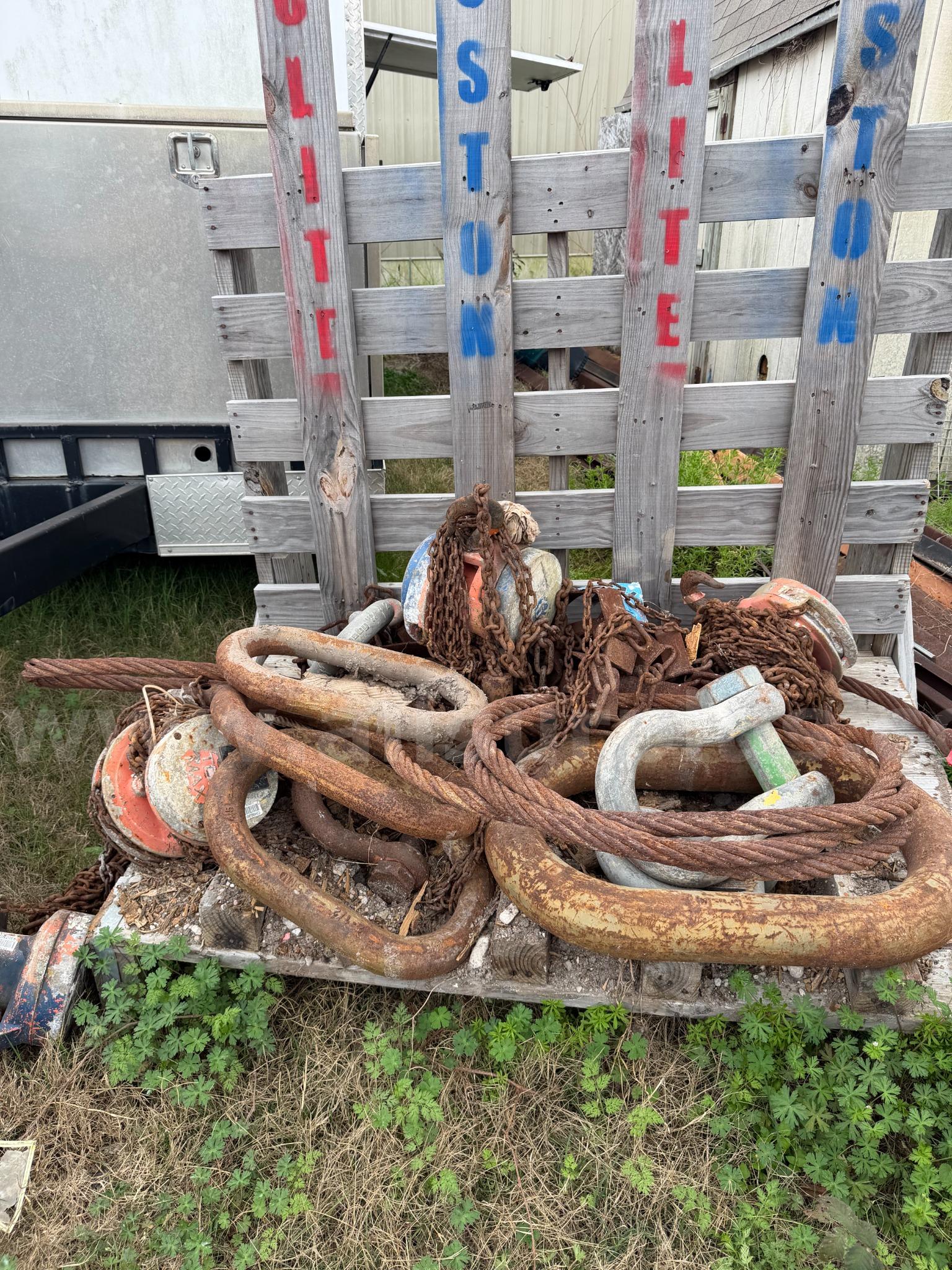 (1) Pallet Heavy Lifting / Crane Rigging Hardware   Government Surplus Auction - Photo #2