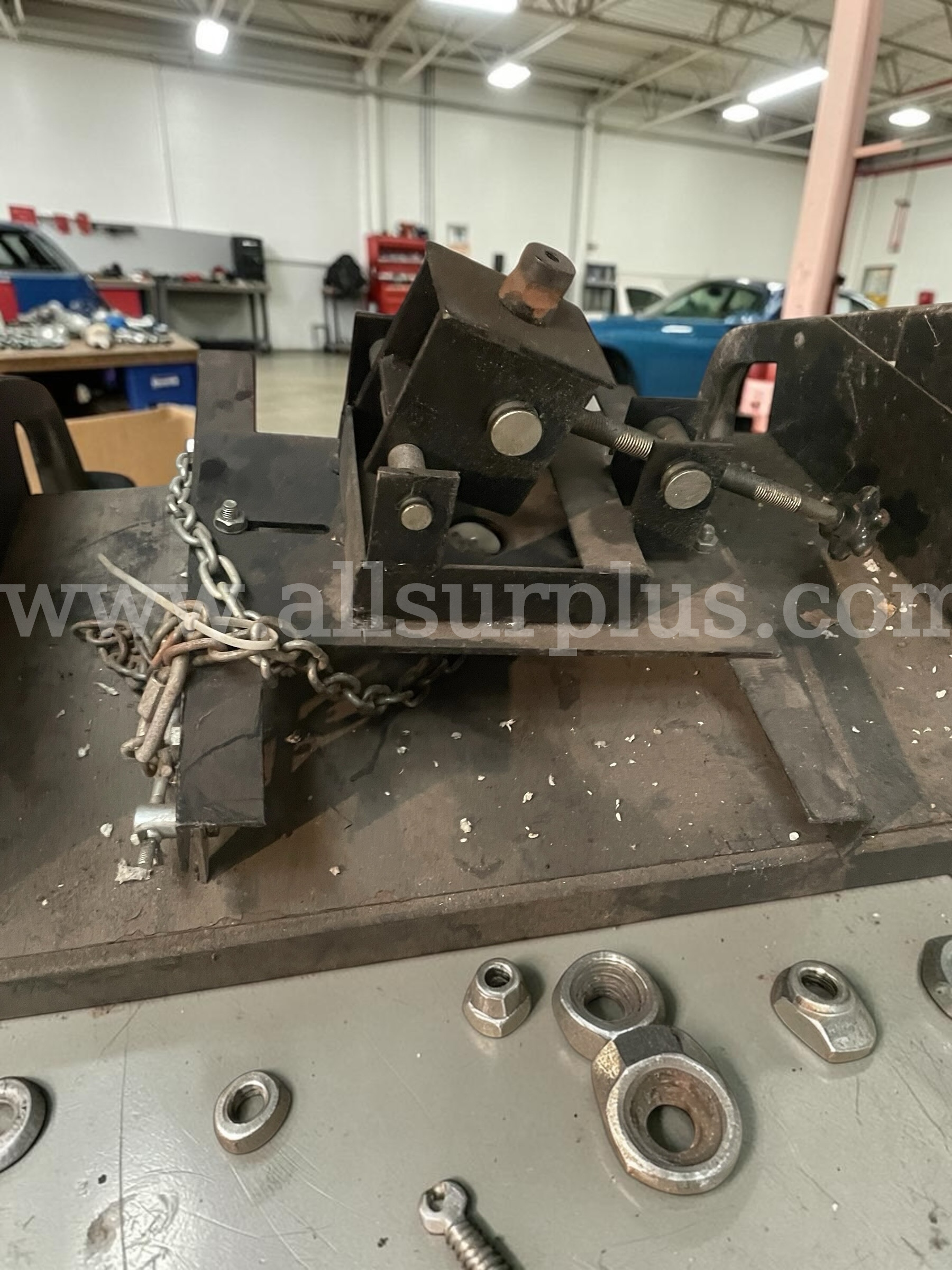 Mechanic Shop Closeout – Bulk lot– (6) Pallets Industrial Machines & Parts –   Government Surplus Auction - Photo #4