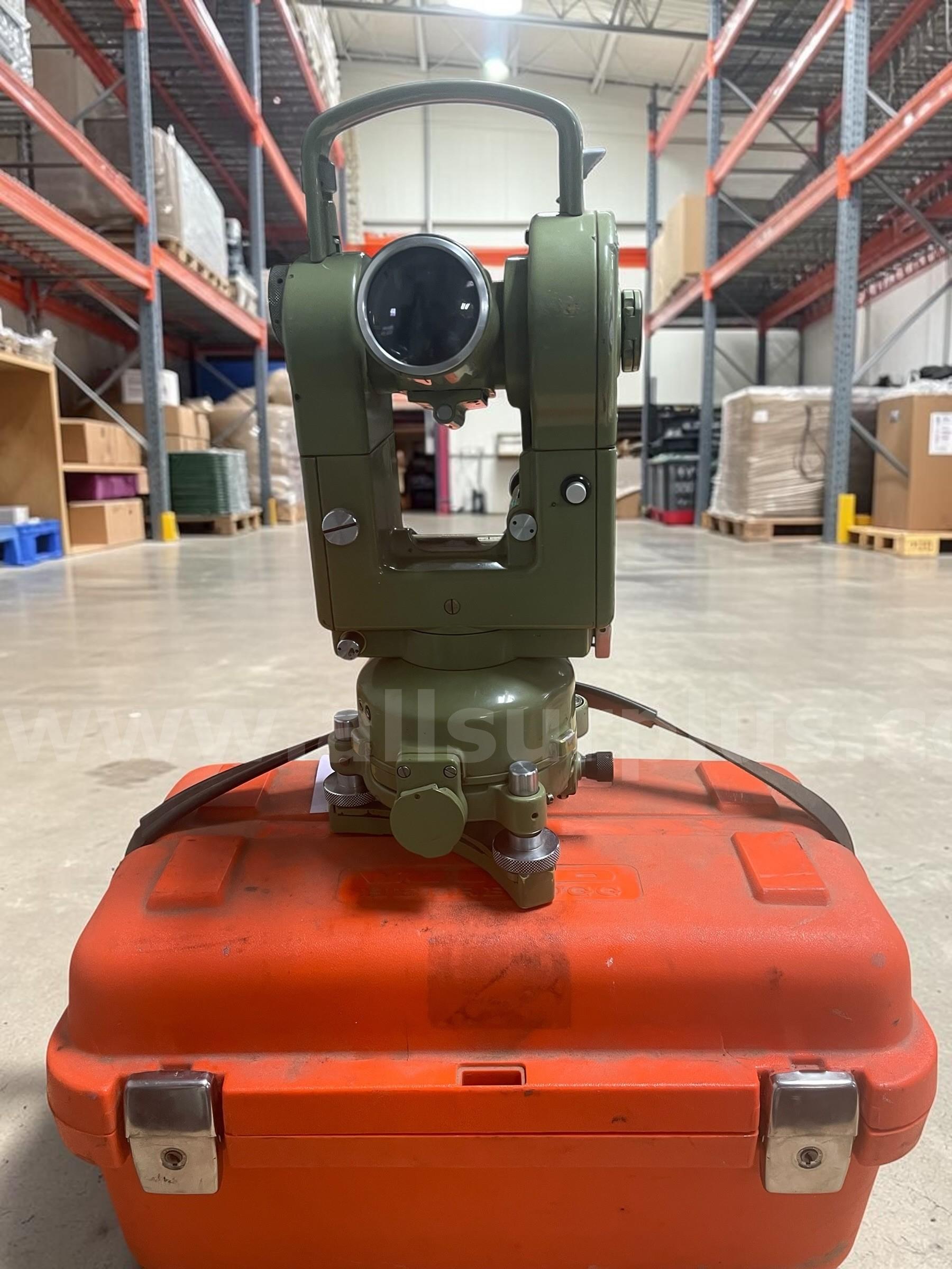 Wild Heerbrugg T2 Precision Optical Mechanical Theodolite Made in Switzerland Wild Heerbrugg T2 Government Surplus Auction - Photo #3