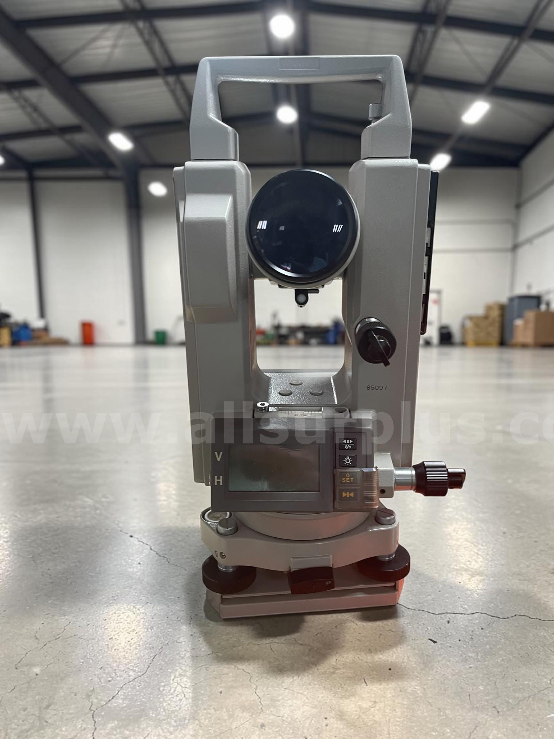 Lietz DT5A Electronic Digital Theodolite Lietz dt579 Government Surplus Auction - Photo #6
