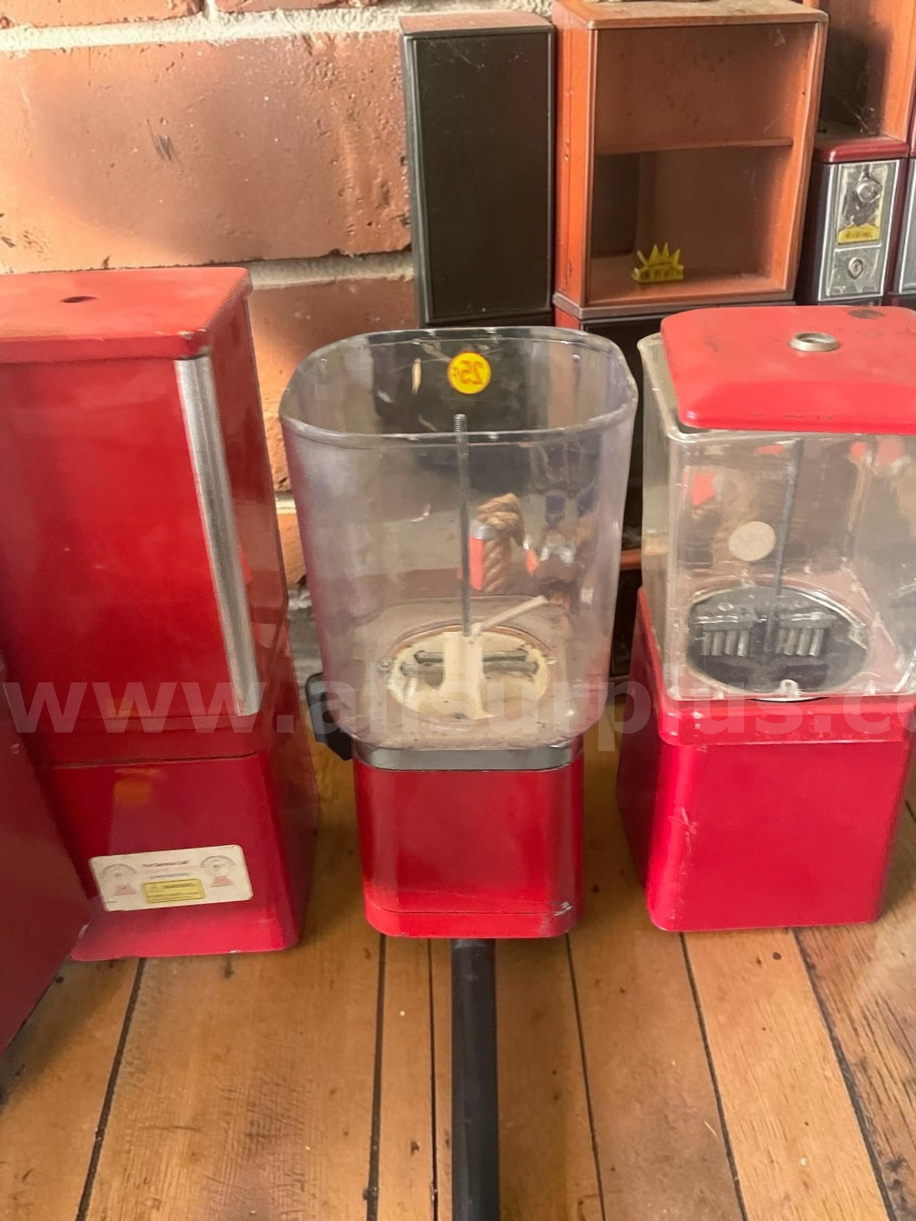 LOT OF 5 Vintage Coin-Operated Vending Machine Collection   Government Surplus Auction - Photo #6