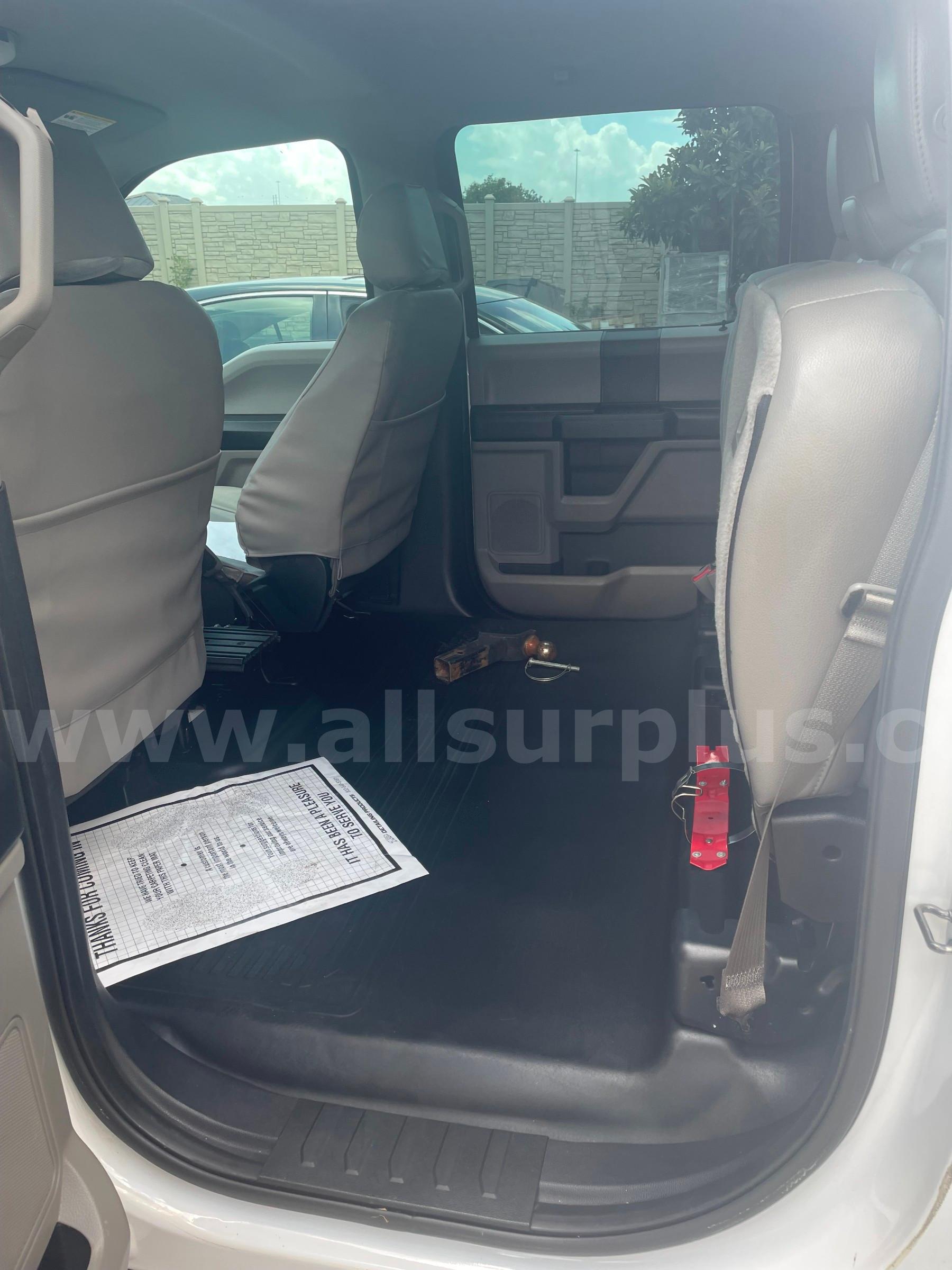2016 Ford F-150 XL SuperCrew 5.5-ft. Bed 2WD Ford F-150 Government Surplus Auction - Photo #5