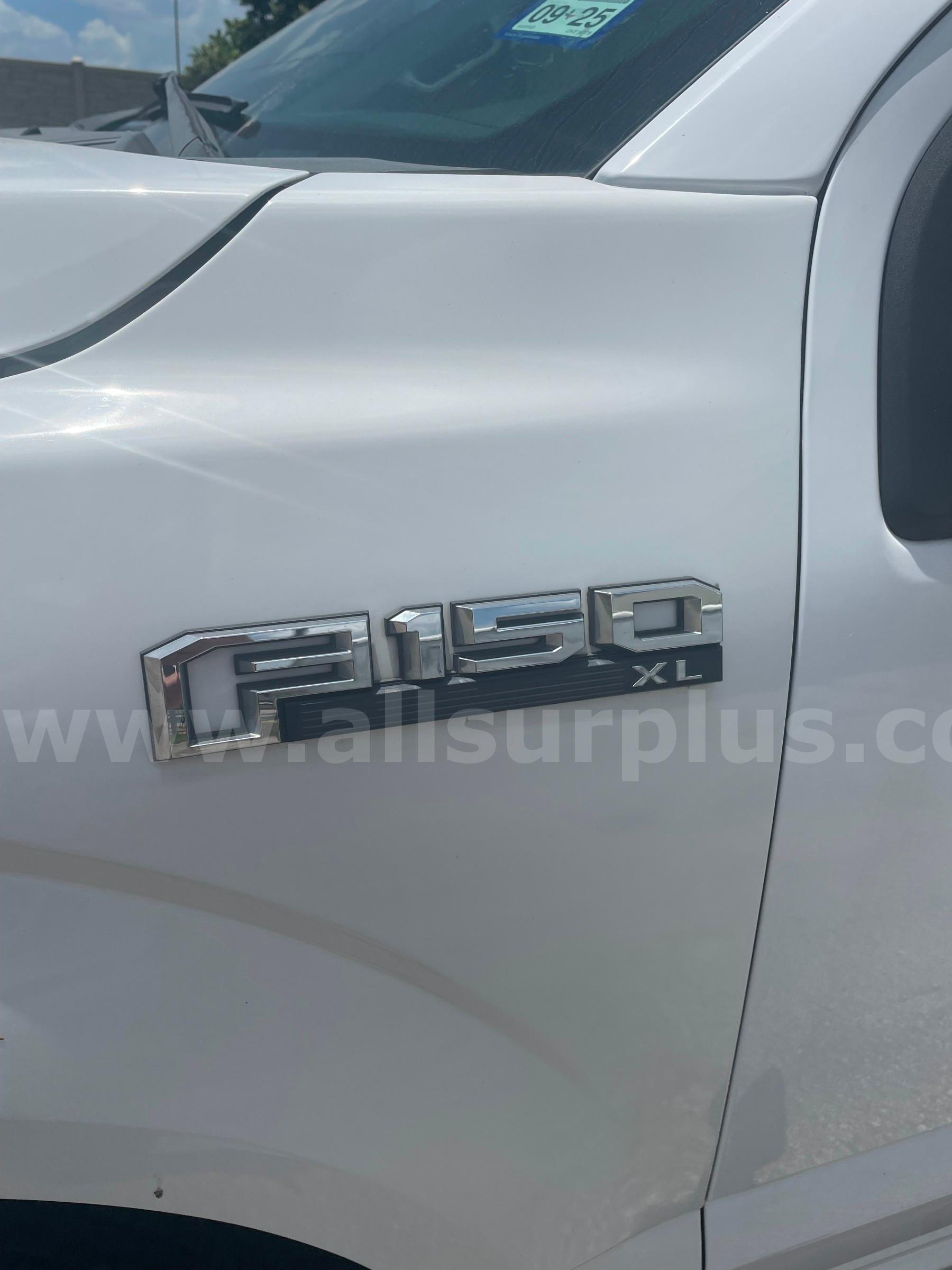 2016 Ford F-150 XL SuperCrew 5.5-ft. Bed 2WD Ford F-150 Government Surplus Auction - Photo #6