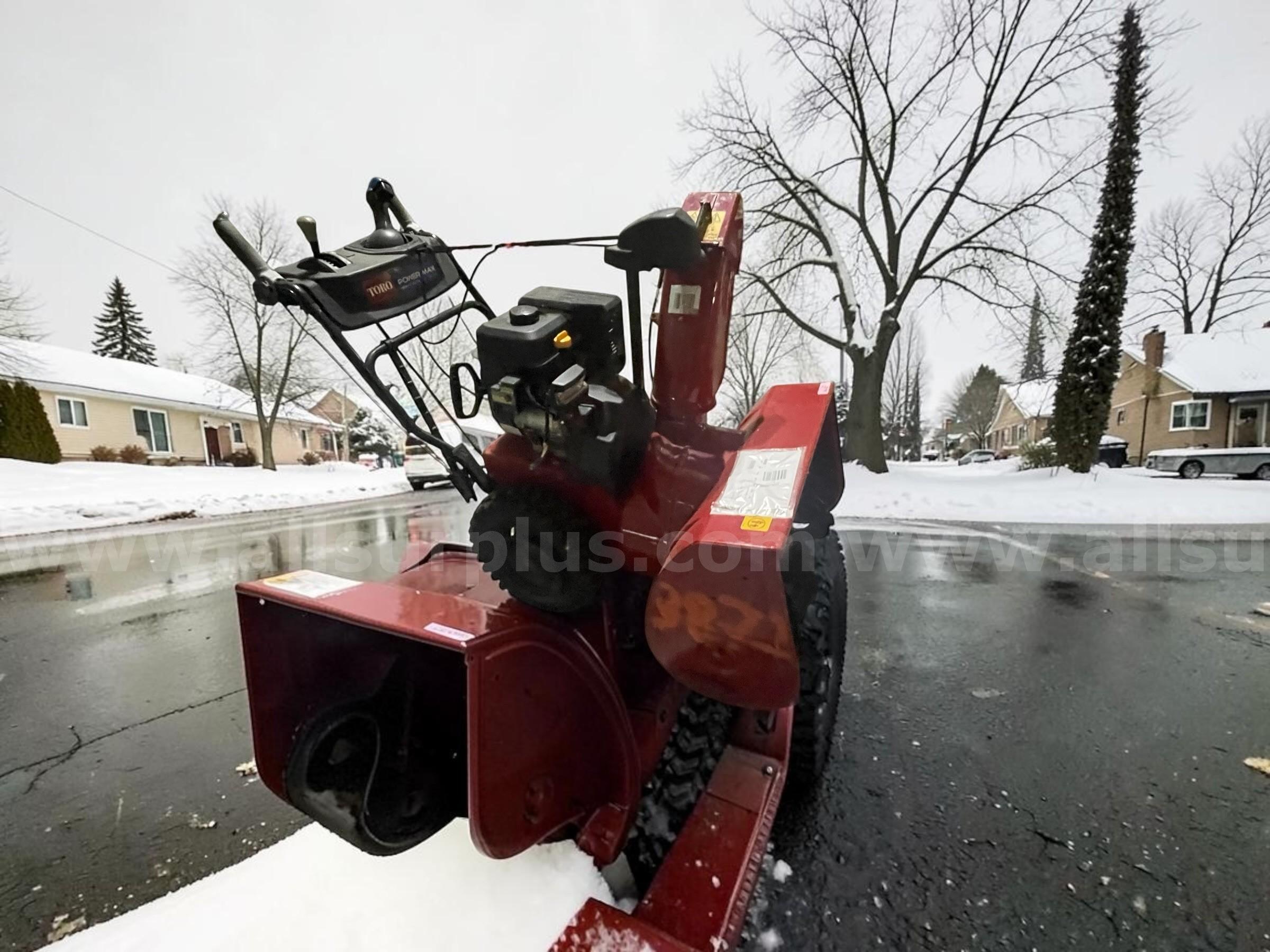 Toro Power Max 824 OE 24" 252cc Two-Stage Gas Snow Blower Toro 824 Government Surplus Auction - Photo #2