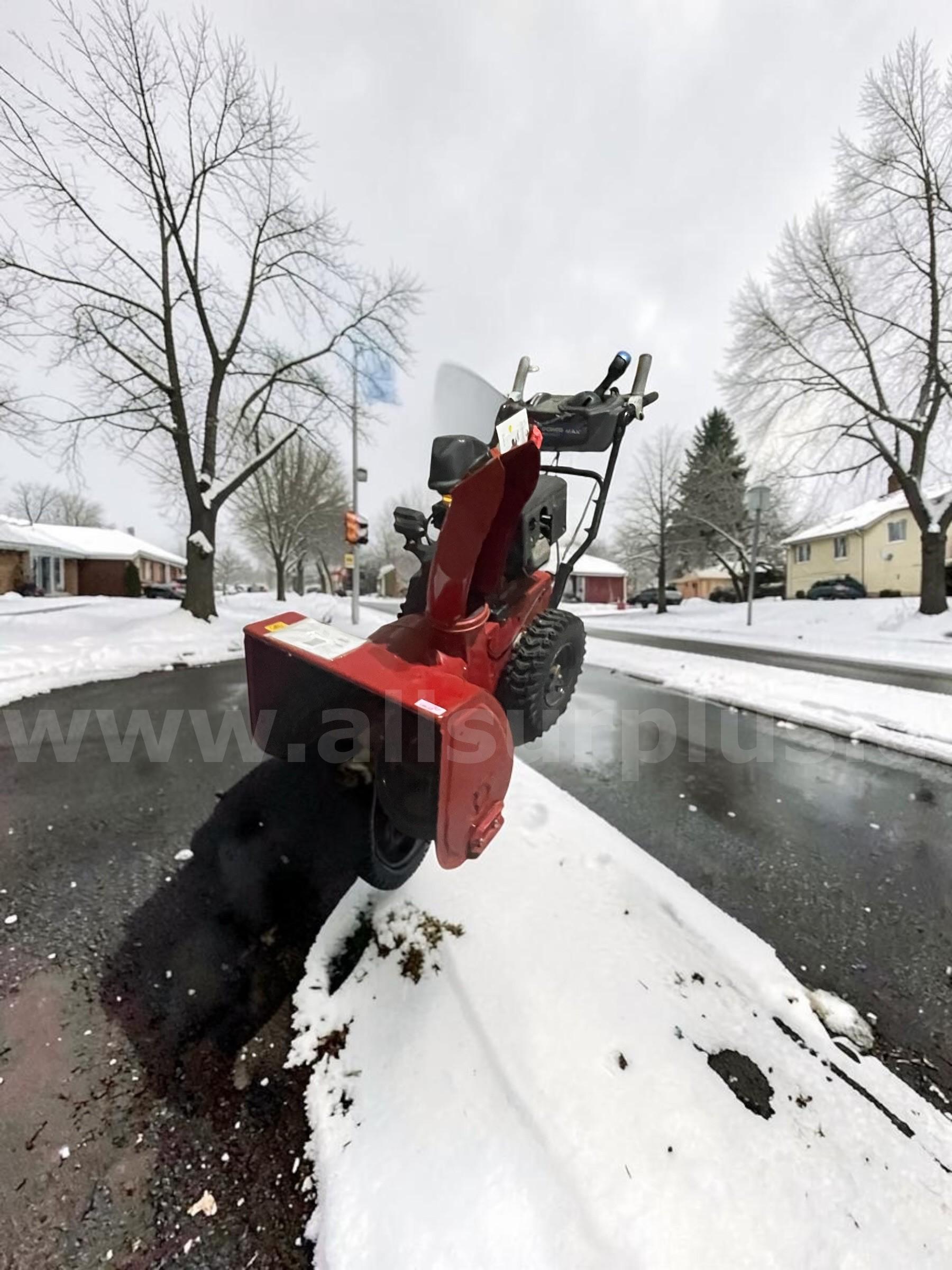 Toro Power Max 824 OE 24" 252cc Two-Stage Gas Snow Blower Toro 824 Government Surplus Auction - Photo #3