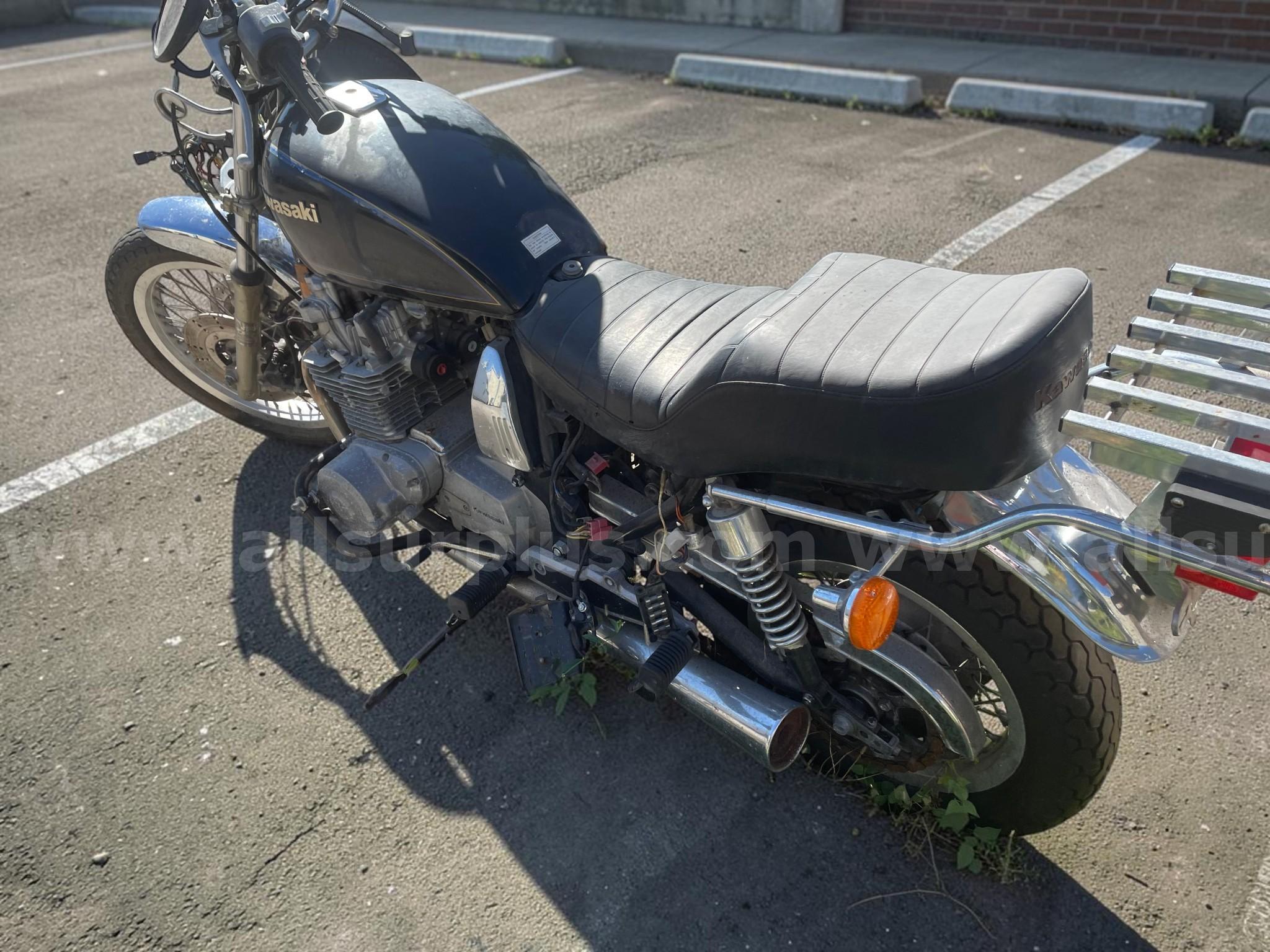 1981 Kawasaki KZ1000 motorcycle