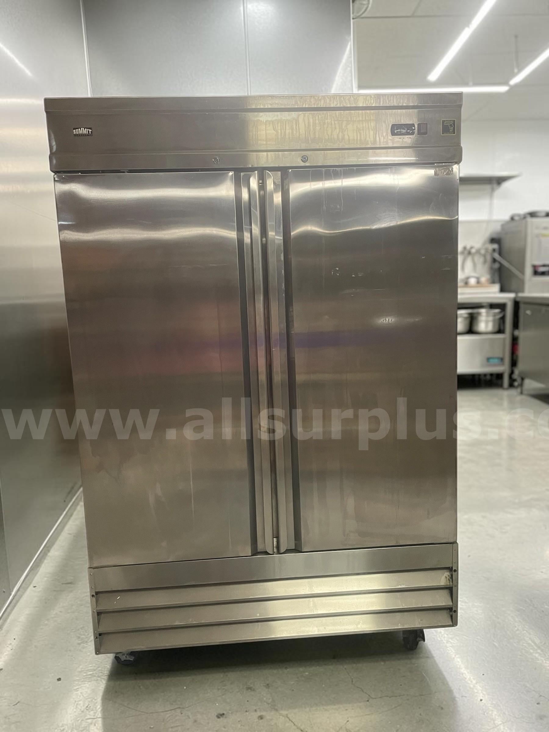 Summit SCRR490 Commercial Reach-In Refrigerator   Government Surplus Auction - Primary Photo