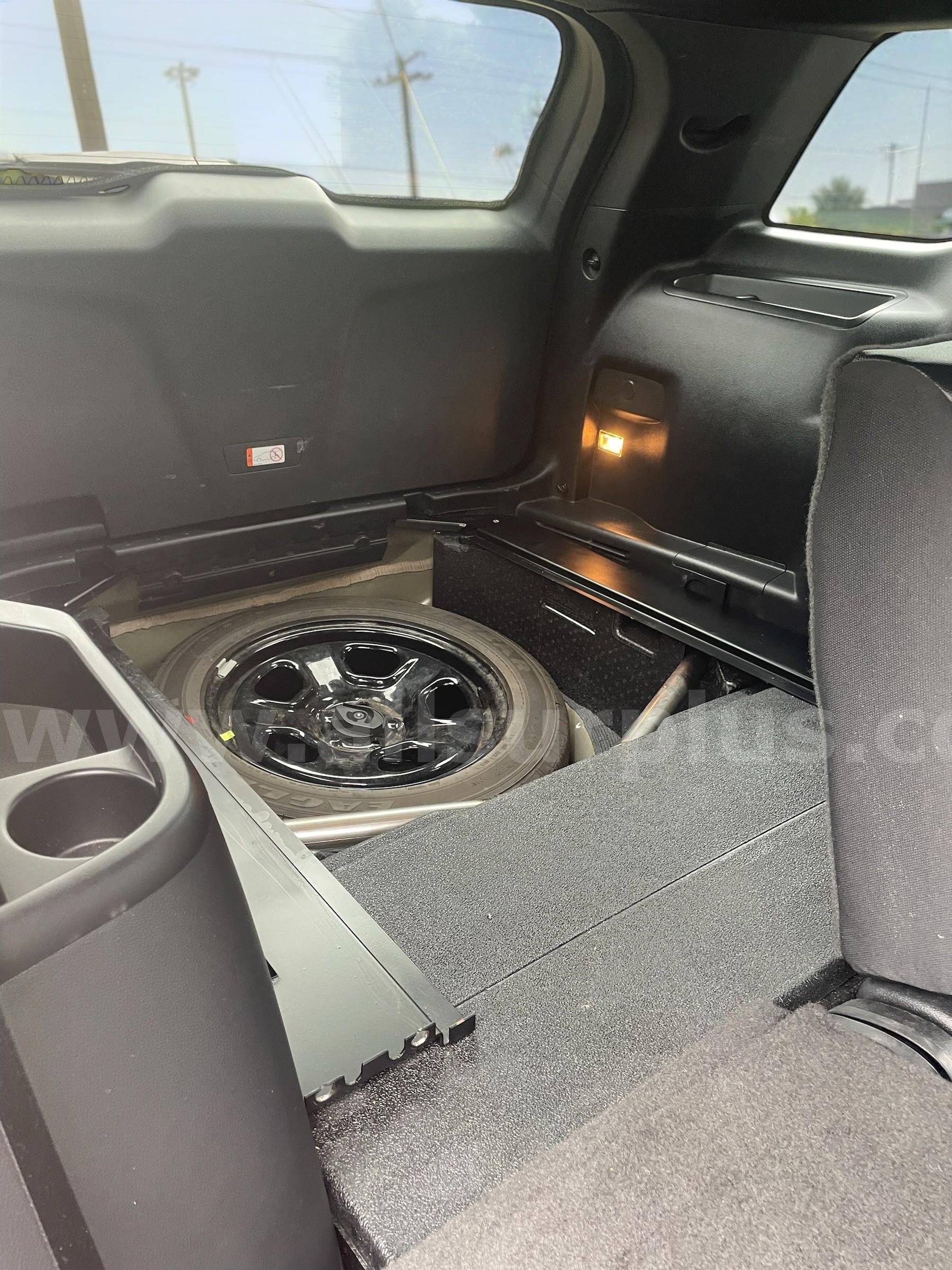 2016 Ford Explorer SUV – Black – 148,000 Miles – Runs & Drives Ford Explorer Government Surplus Auction - Photo #5