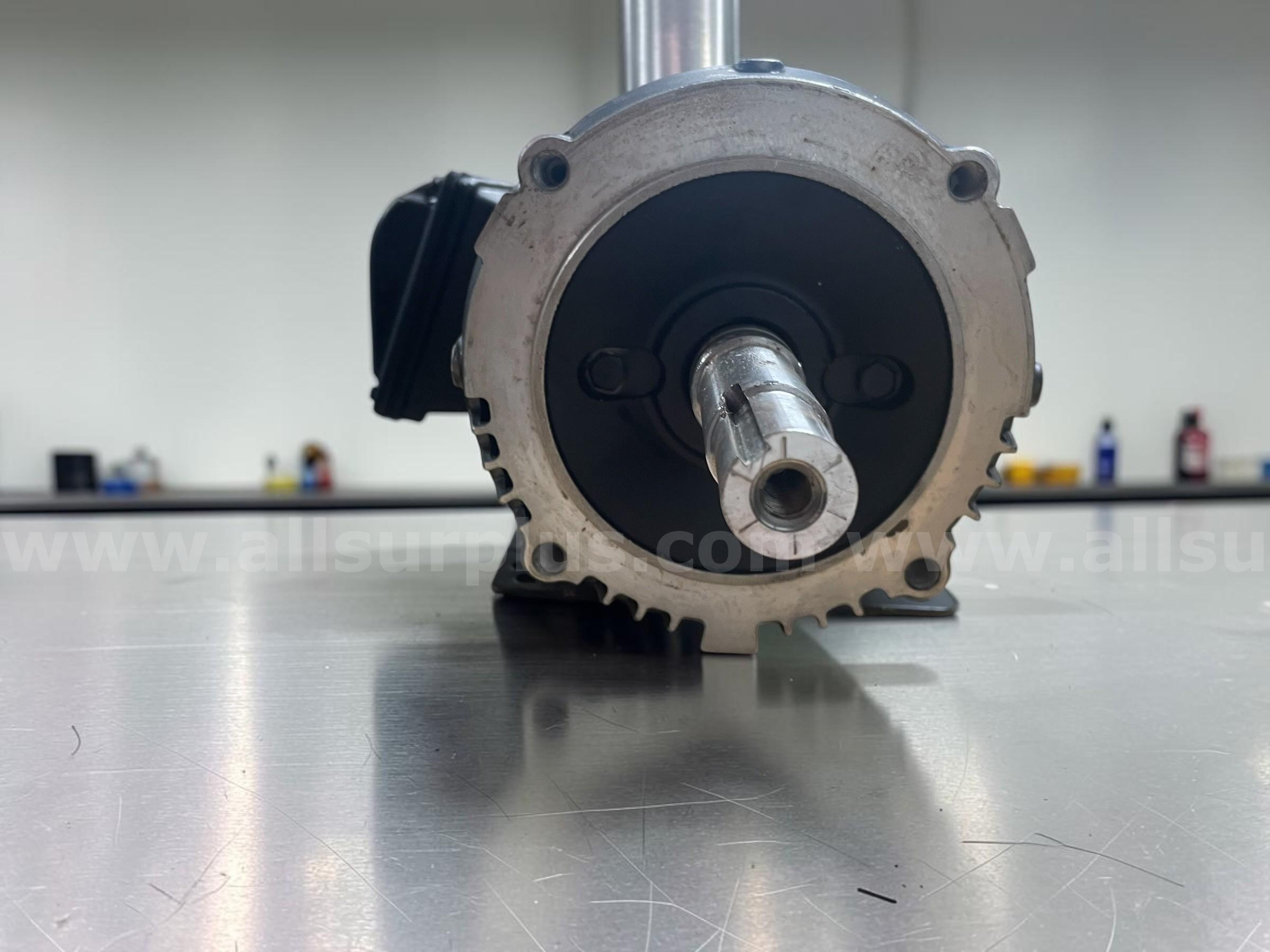 WEG 3 HP Three Phase Close-Coupled Pump Motor – Model 00336OT3E145JM-S WEG  Government Surplus Auction - Photo #2