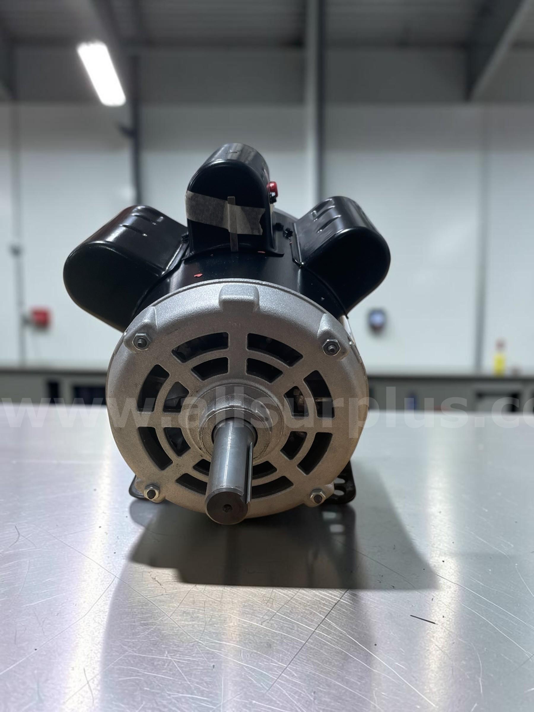 Century B813 5HP Air Compressor Motor – 230V Single Phase – 3450 RPM – New  B813 Government Surplus Auction - Photo #4
