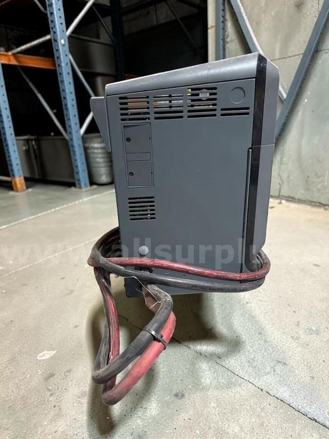 EnerSys E13-KP-5GE Fully Automatic Industrial Battery Charger – 3-Phase 240VAC  Charger Government Surplus Auction - Photo #3