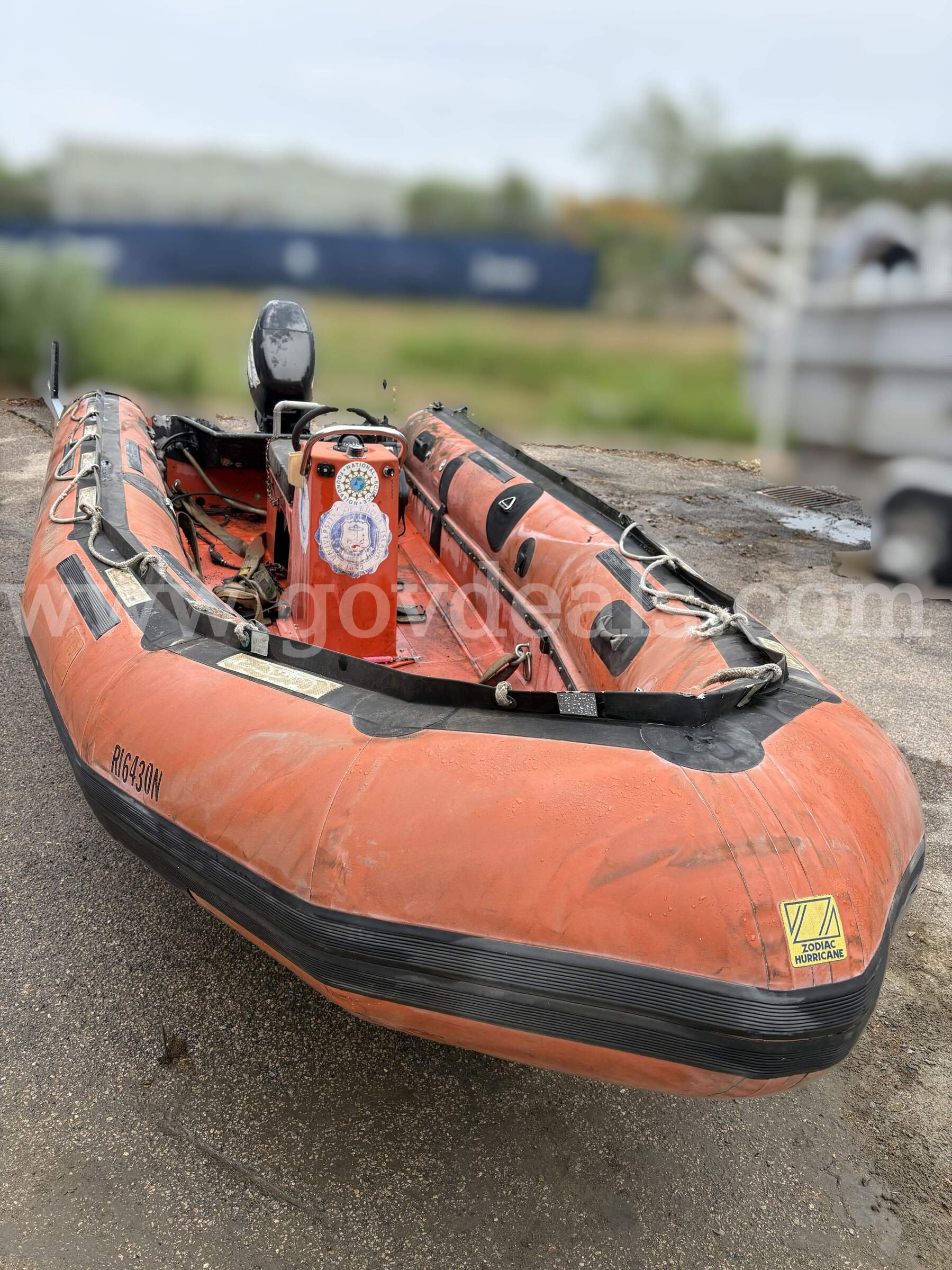 Single Lot of One (1) Zodiac Hurricane 530 & One (1) Evinrude 40HP Outboard Motor Zodiac Hurricane 530 Government Surplus Auction - Photo #3