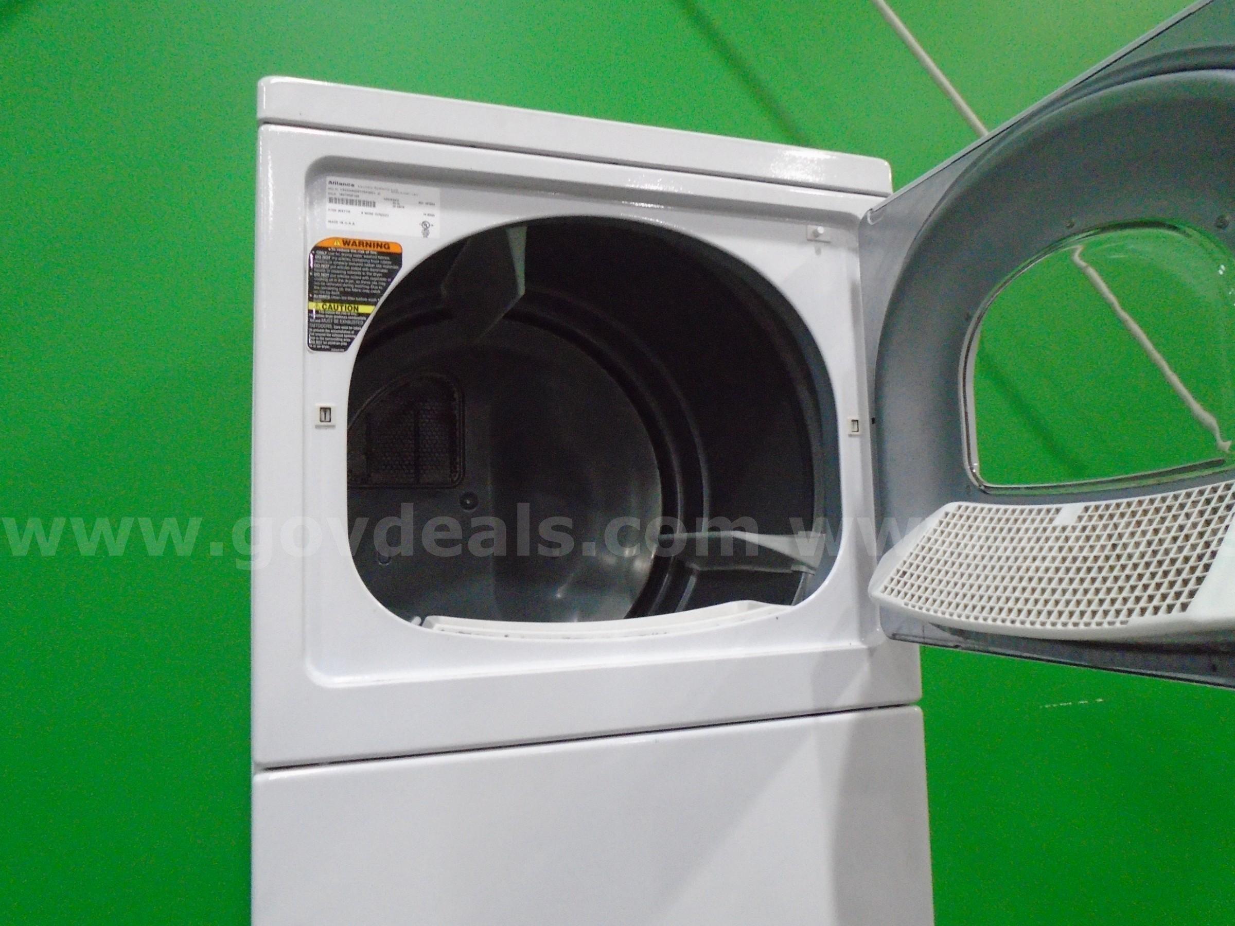 Speed Queen double dryer stacked Speed Queen LSEE5AGW173TW01  U Government Surplus Auction - Photo #3