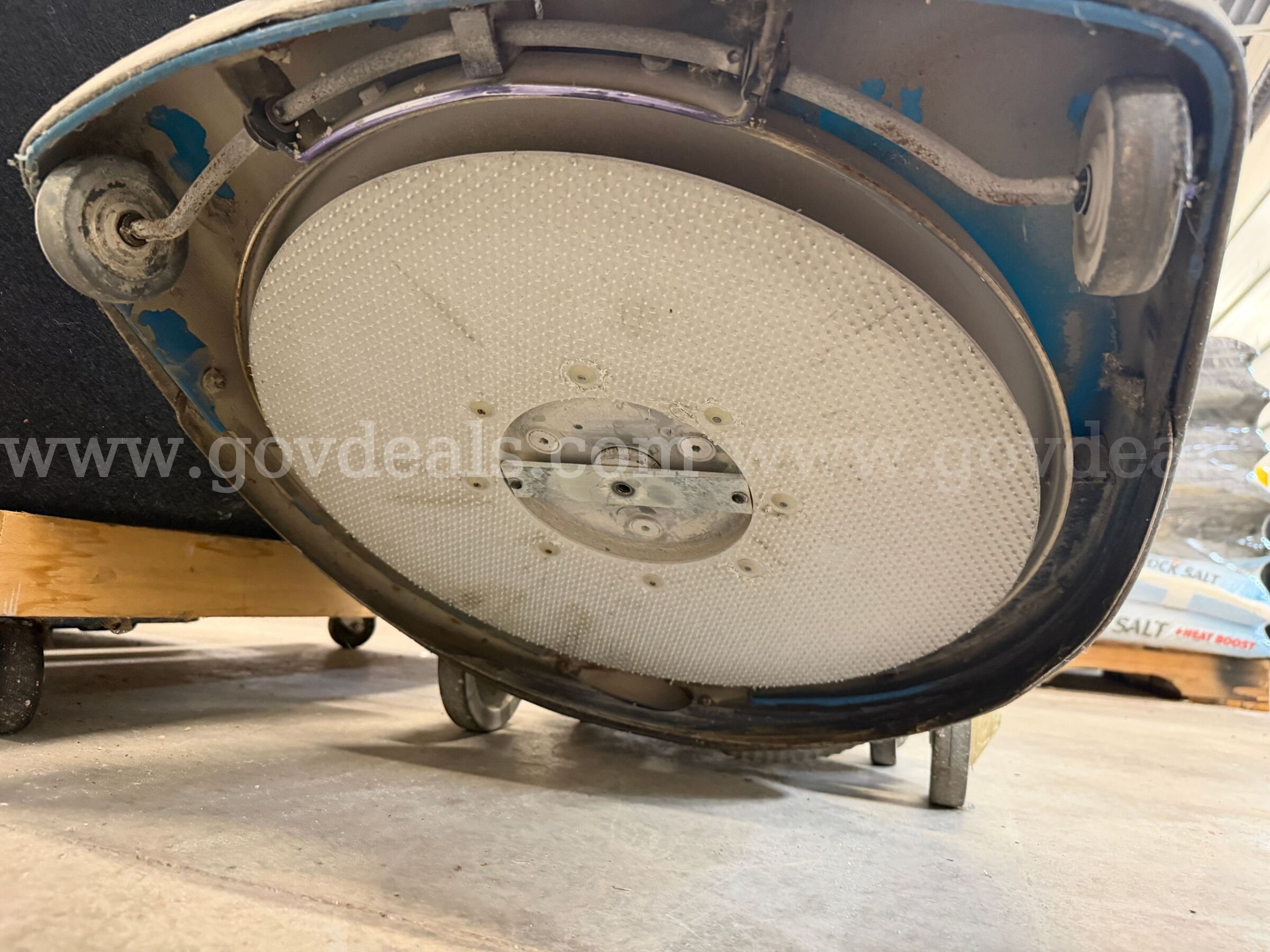 Kent Model KF 2500E Floor Burnisher Kent 2500E Government Surplus Auction - Photo #5