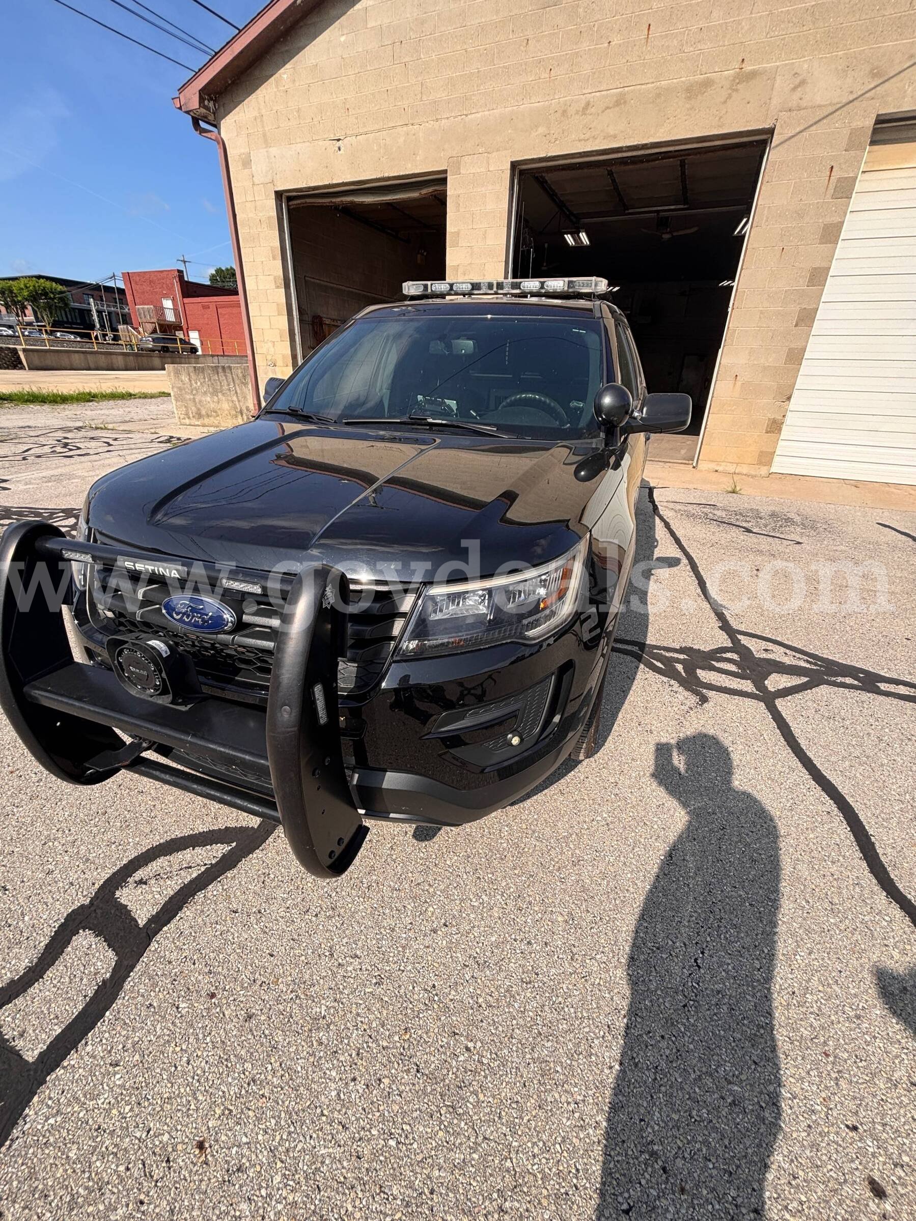 2018 Ford Explorer Police 4WD Ford Explorer Government Surplus Auction - Photo #2