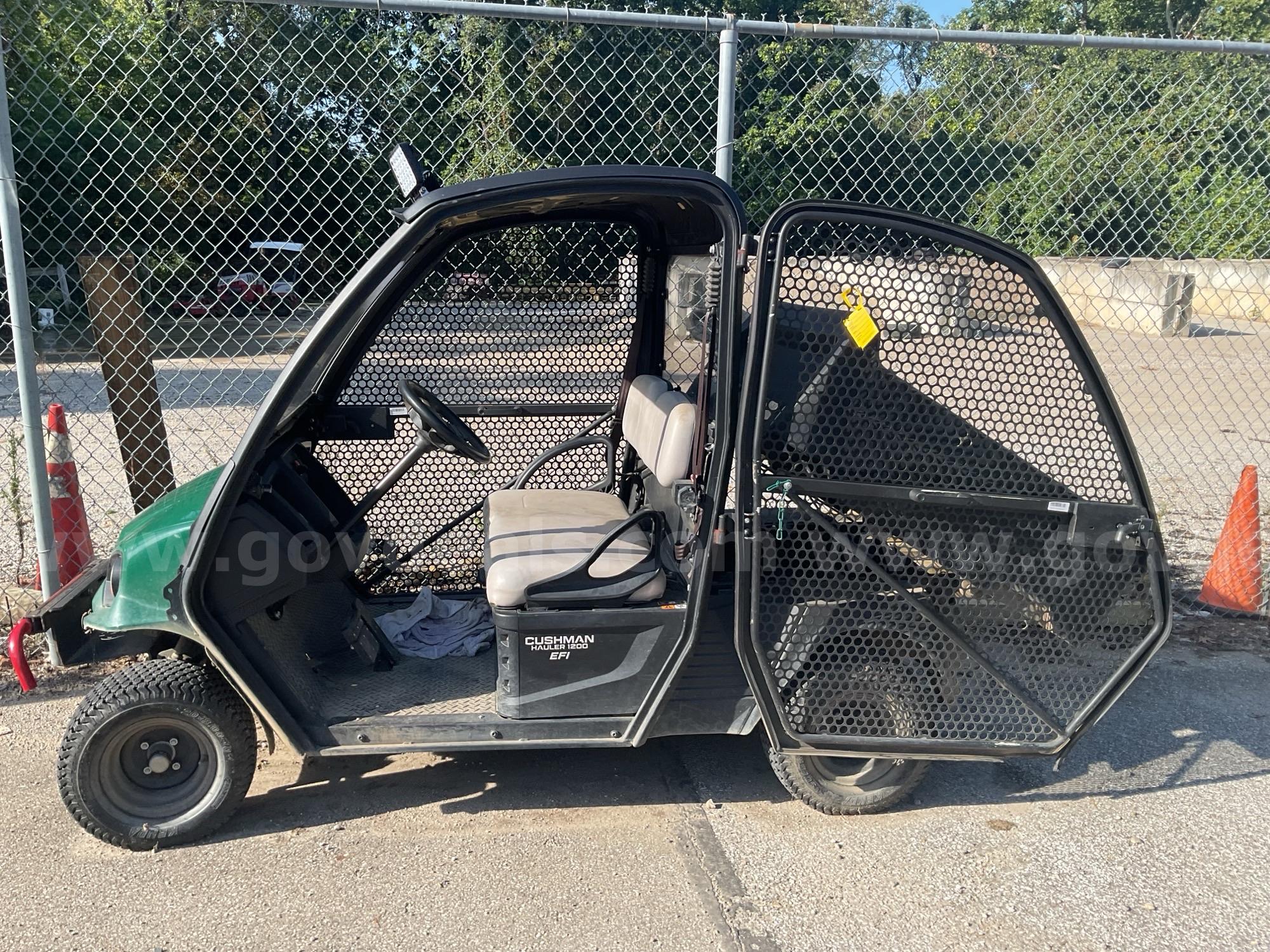 Cushman 1200 Hauler Cushman 1200 Government Surplus Auction - Photo #2