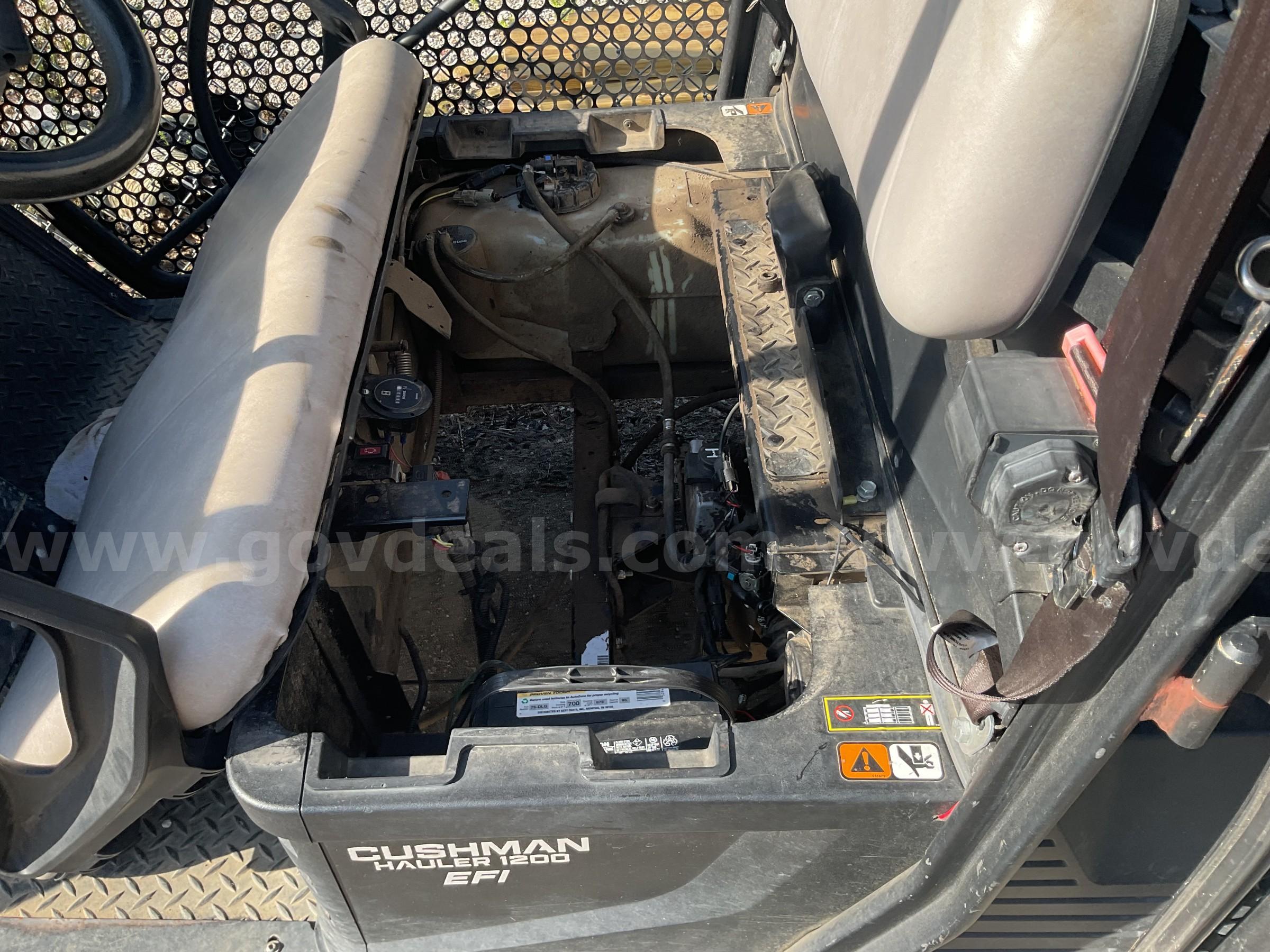 Cushman 1200 Hauler Cushman 1200 Government Surplus Auction - Photo #5